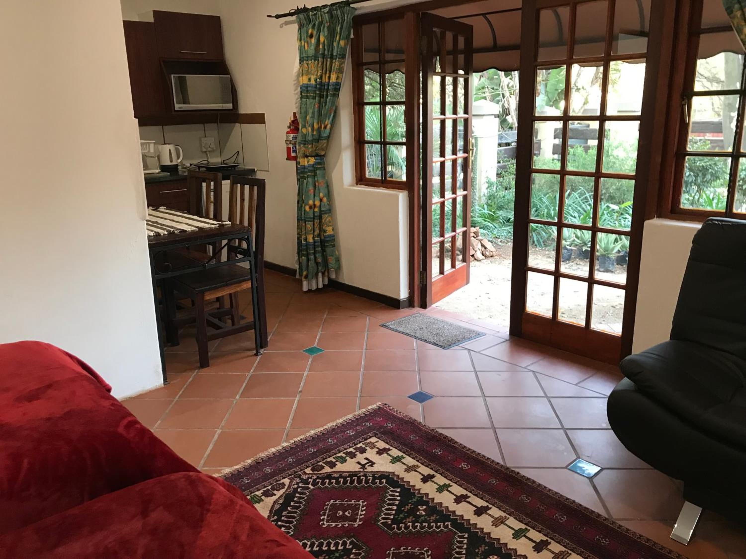 One-Bedroom Cottage - Photo 4