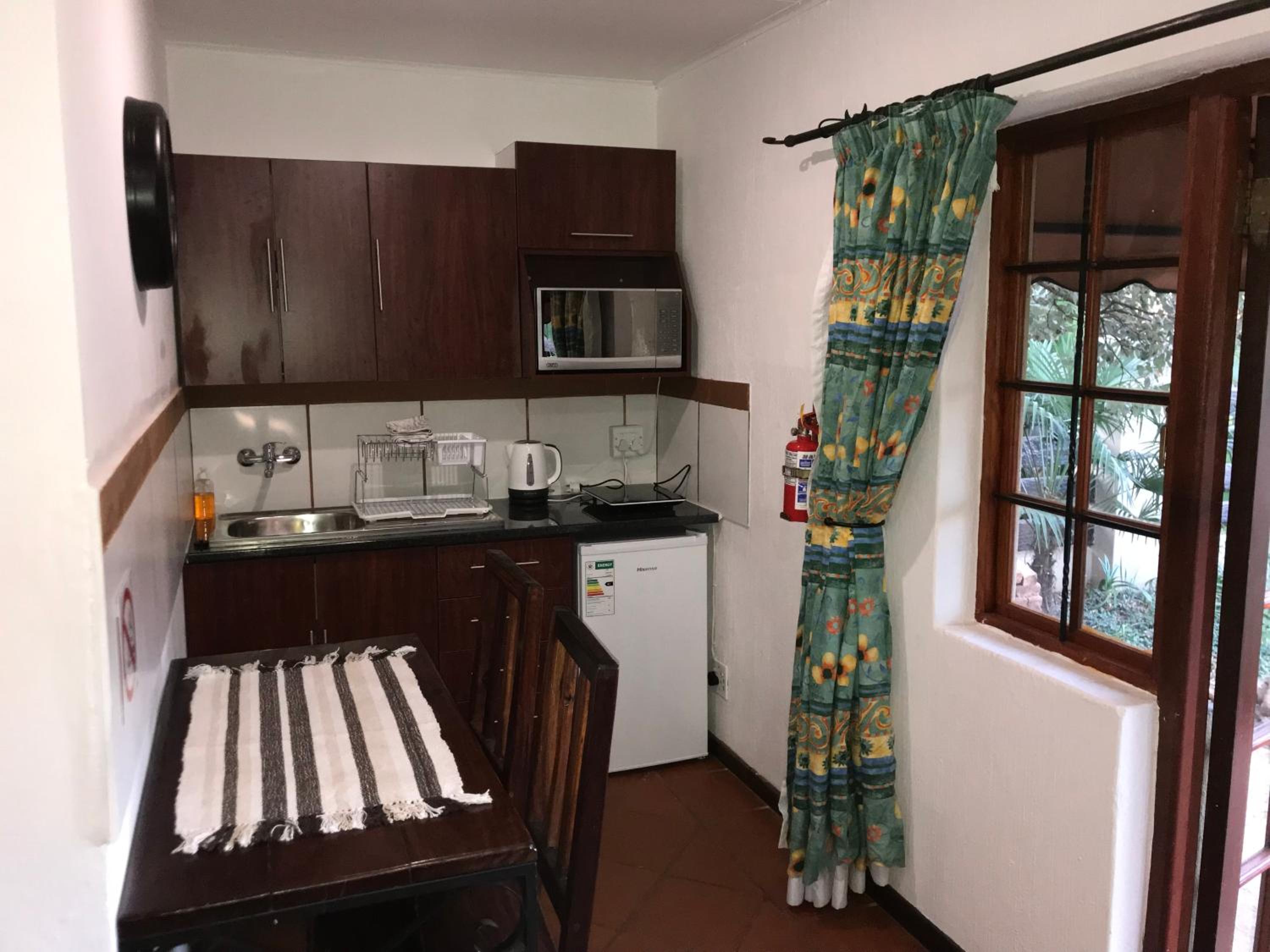 One-Bedroom Cottage - Photo 9