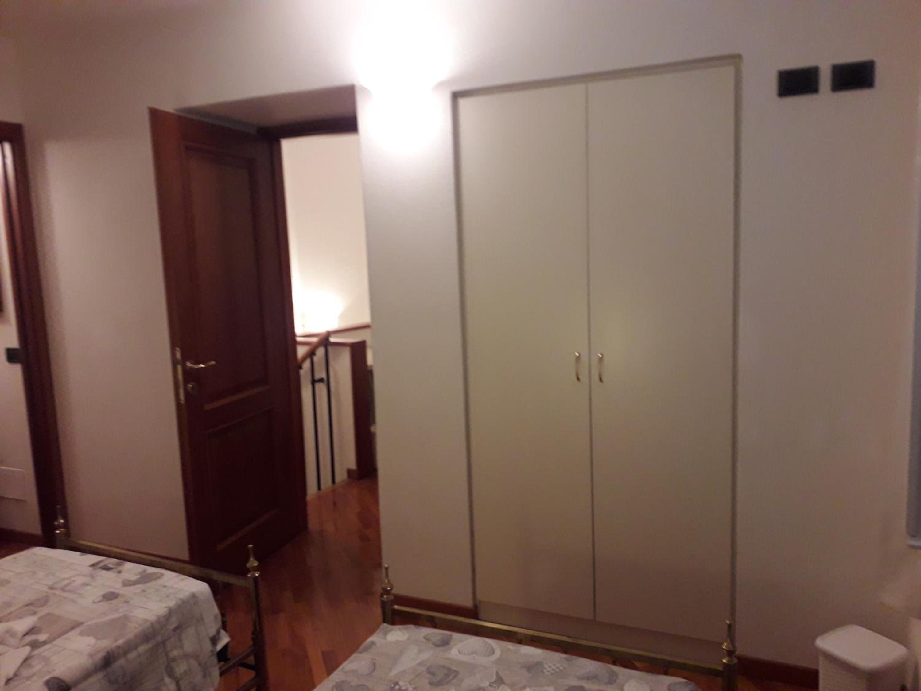 Two-Bedroom House - Photo 1