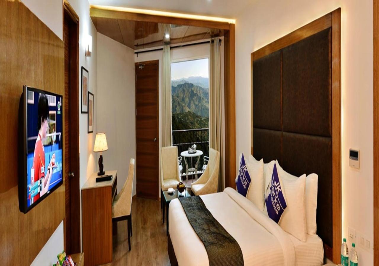 Suite with Balcony photo 1