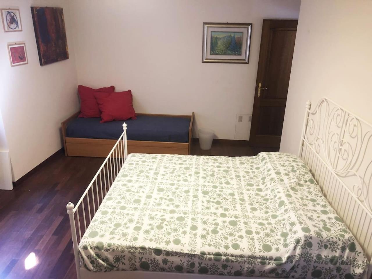 Three-Bedroom Villa photo 2