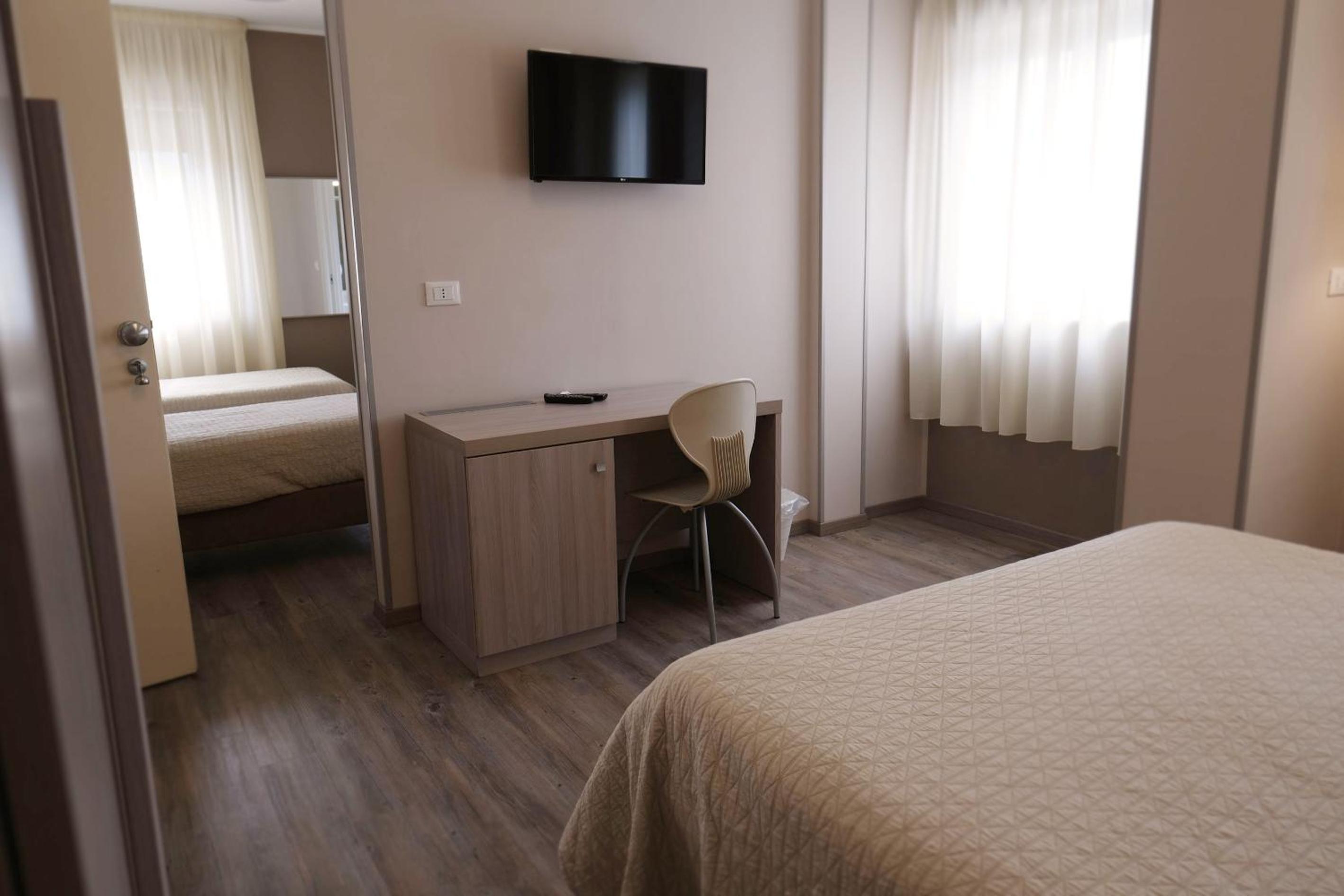 Triple Room - Photo 4