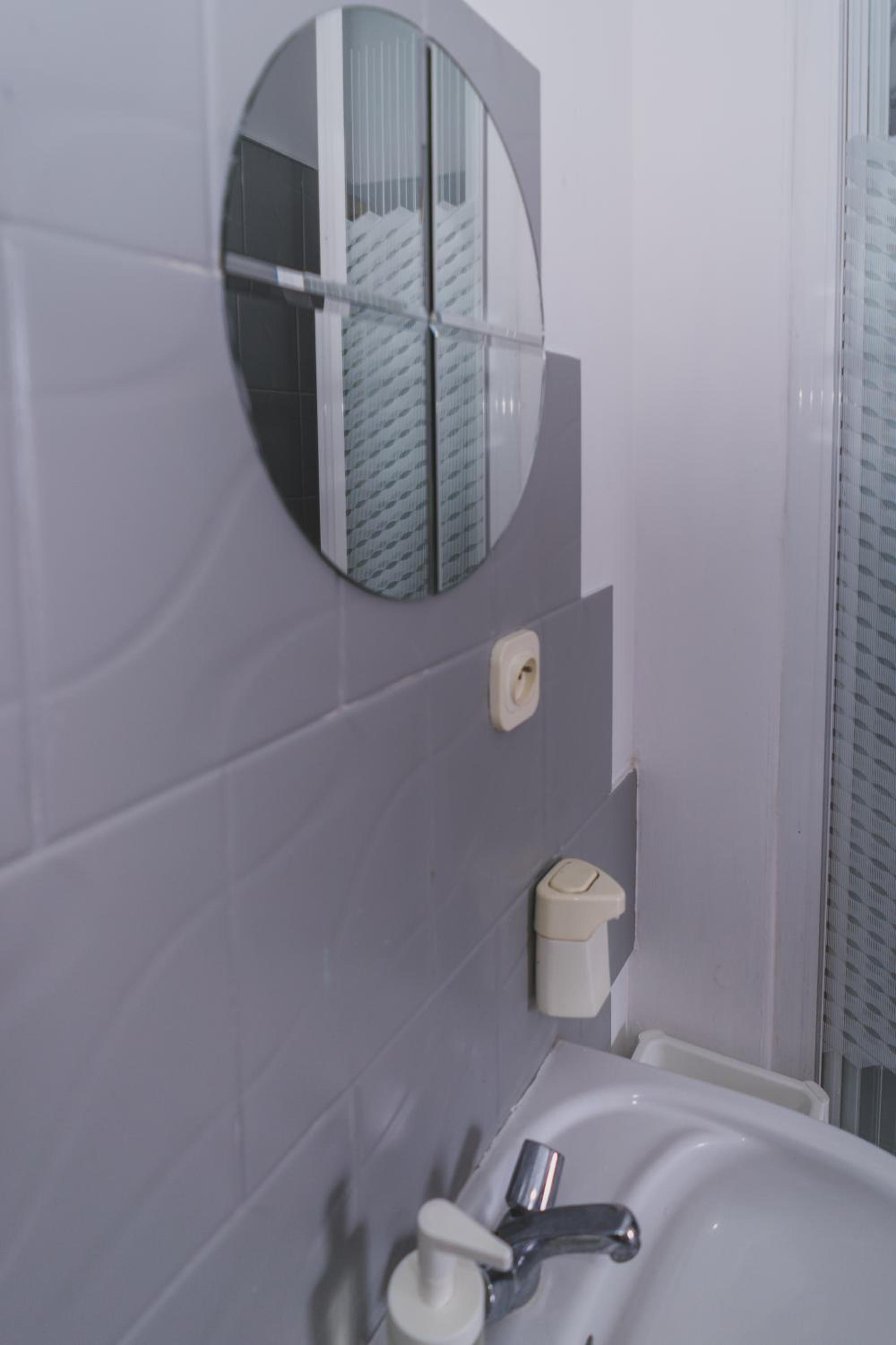 Double Room with Private Bathroom photo 2