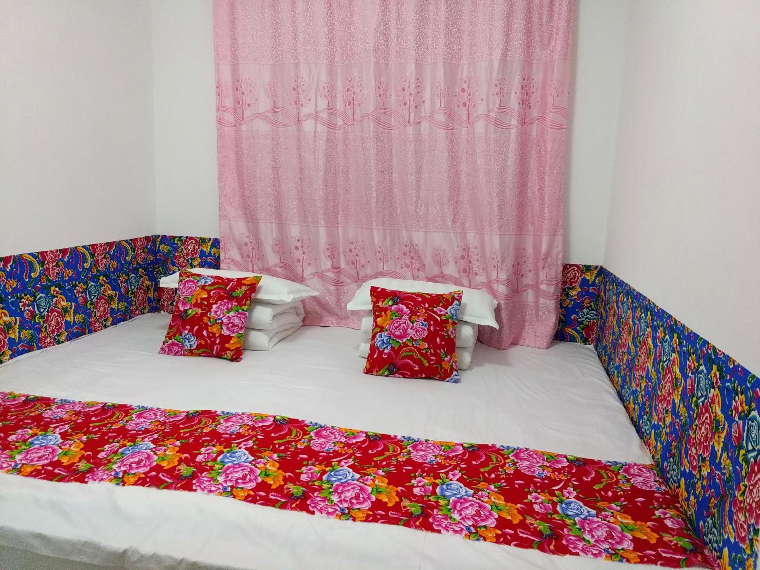 Double or Twin Room with Private Bathroom photo 3