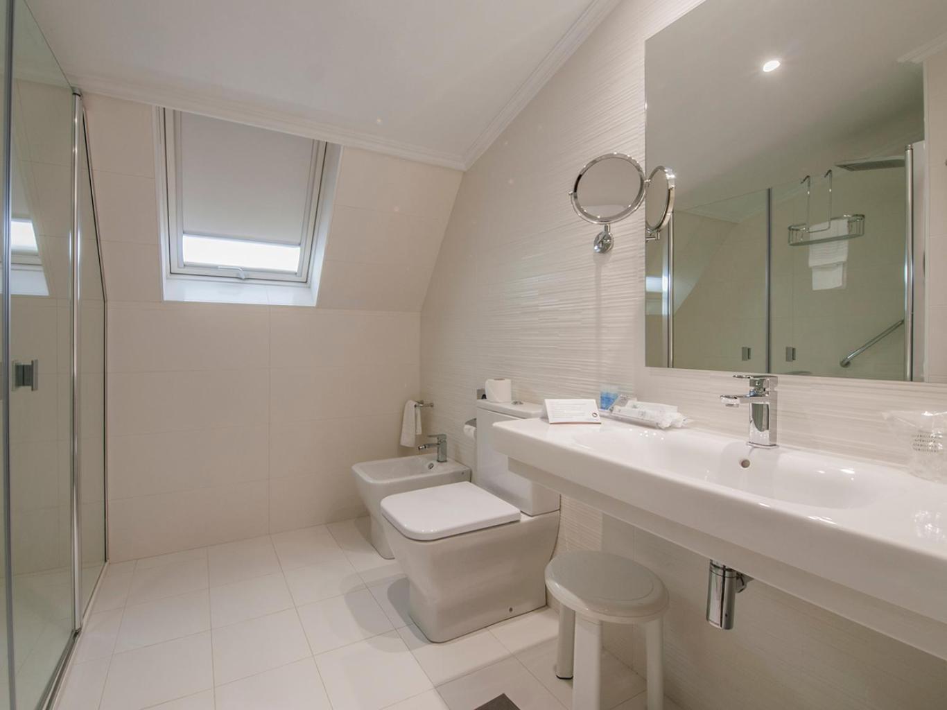 Deluxe Double Room - Attic - Photo 3
