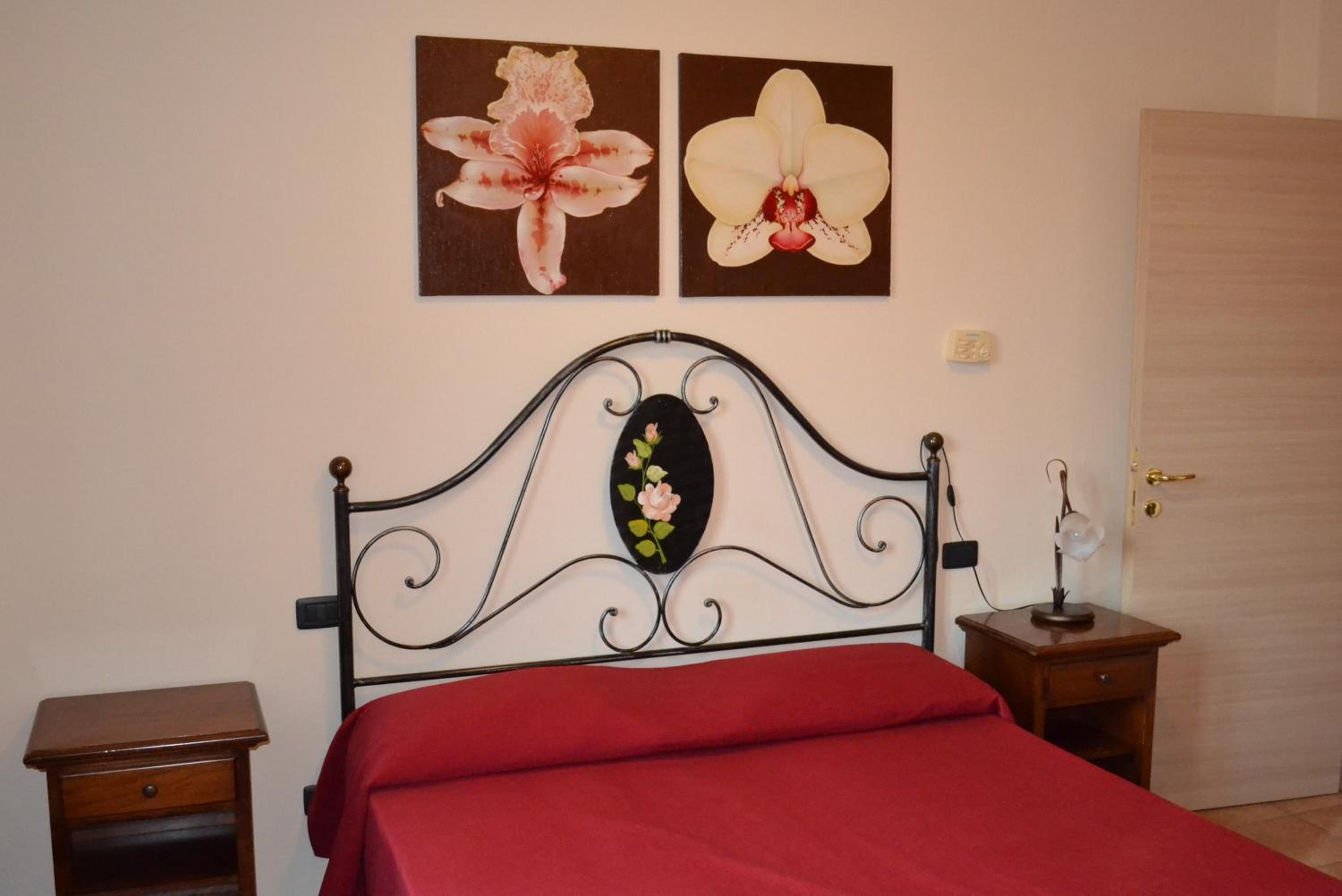 Double Room with Private Bathroom photo 1