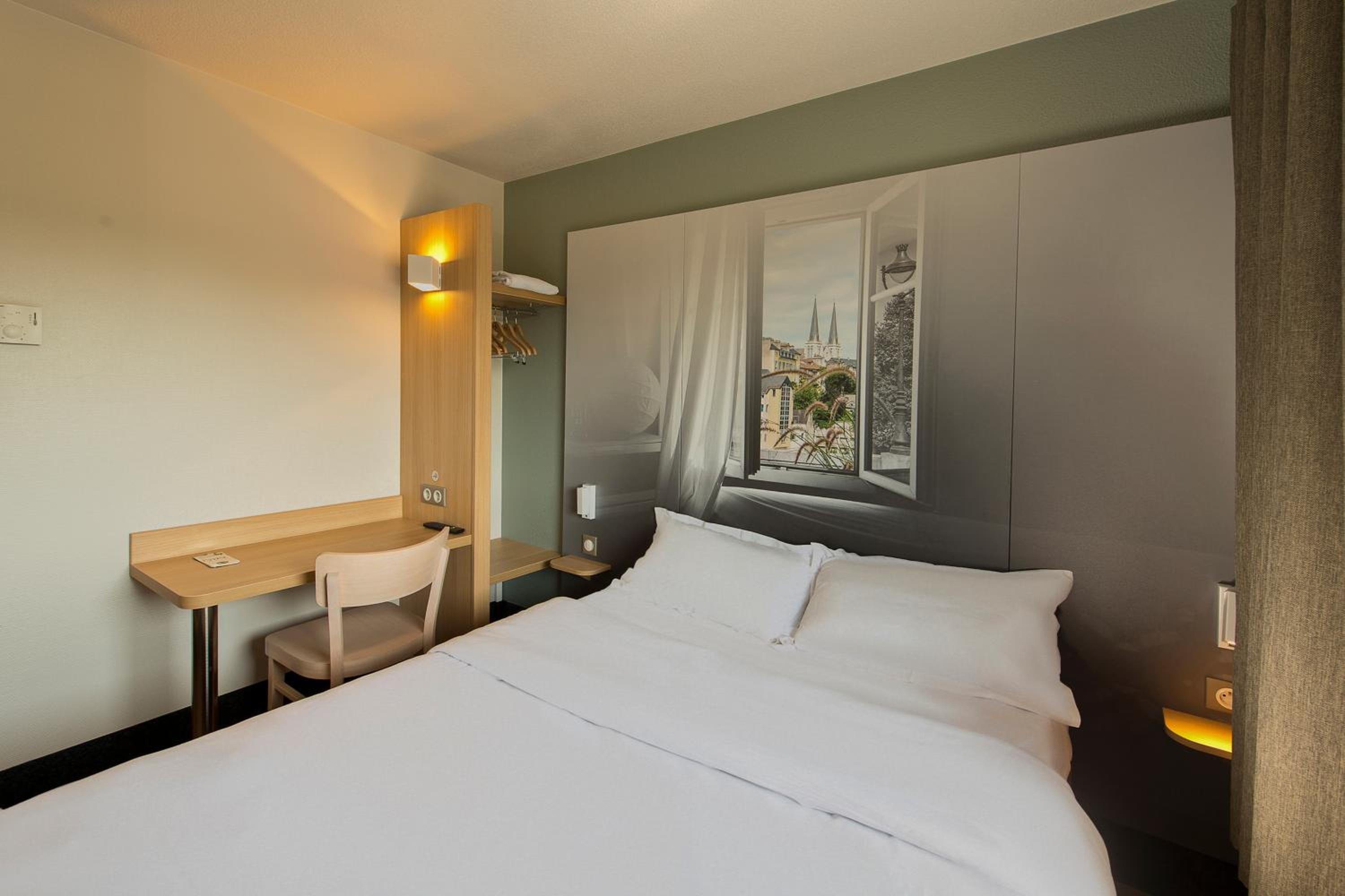 Double Room (1 - 2 Adults) photo 3