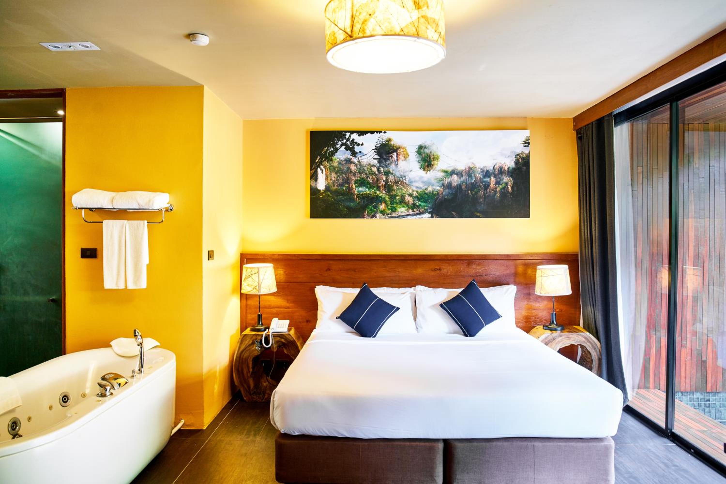 Suite with Private Pool - Photo 1