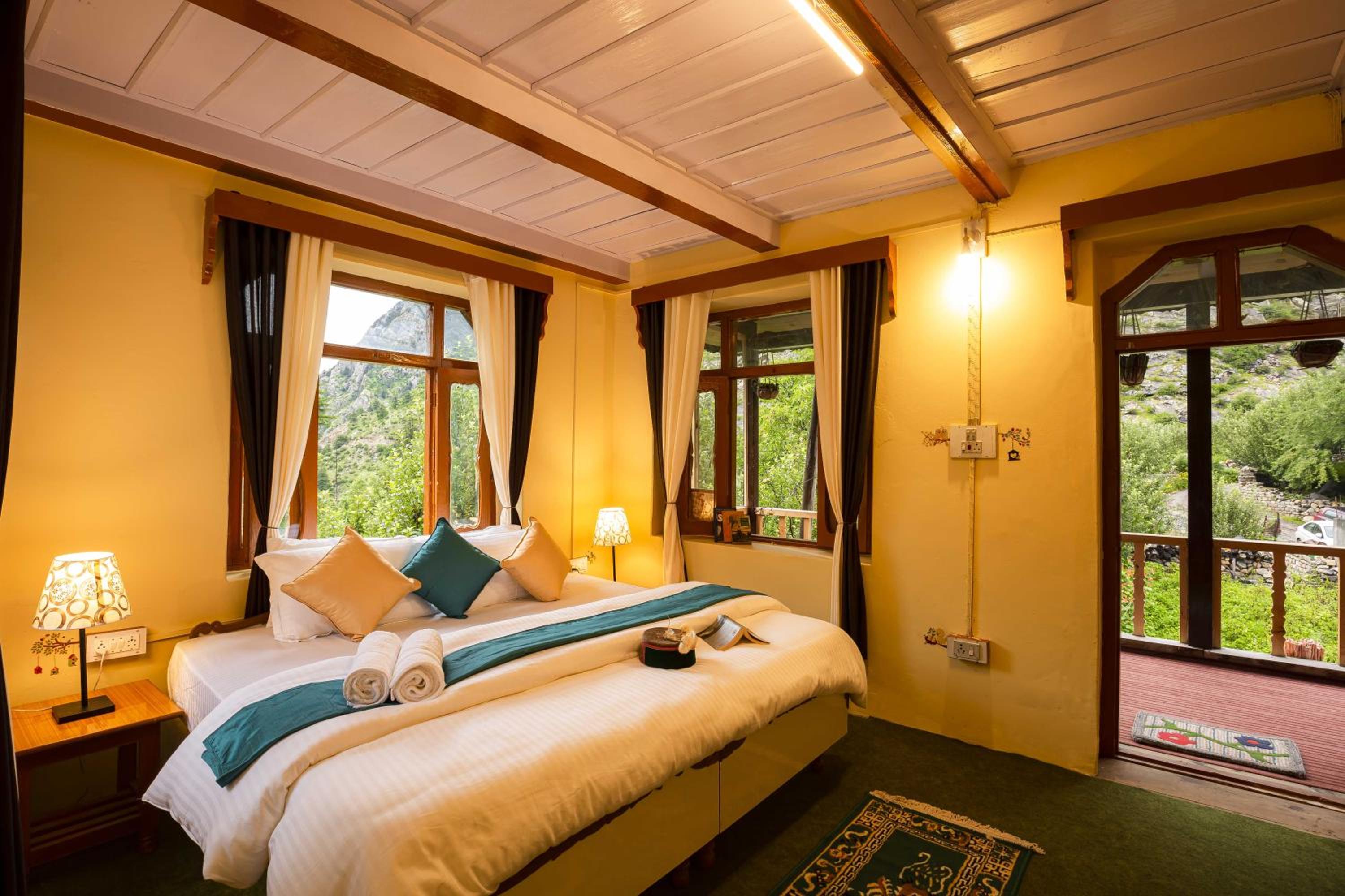 Double Room With Mountain View
