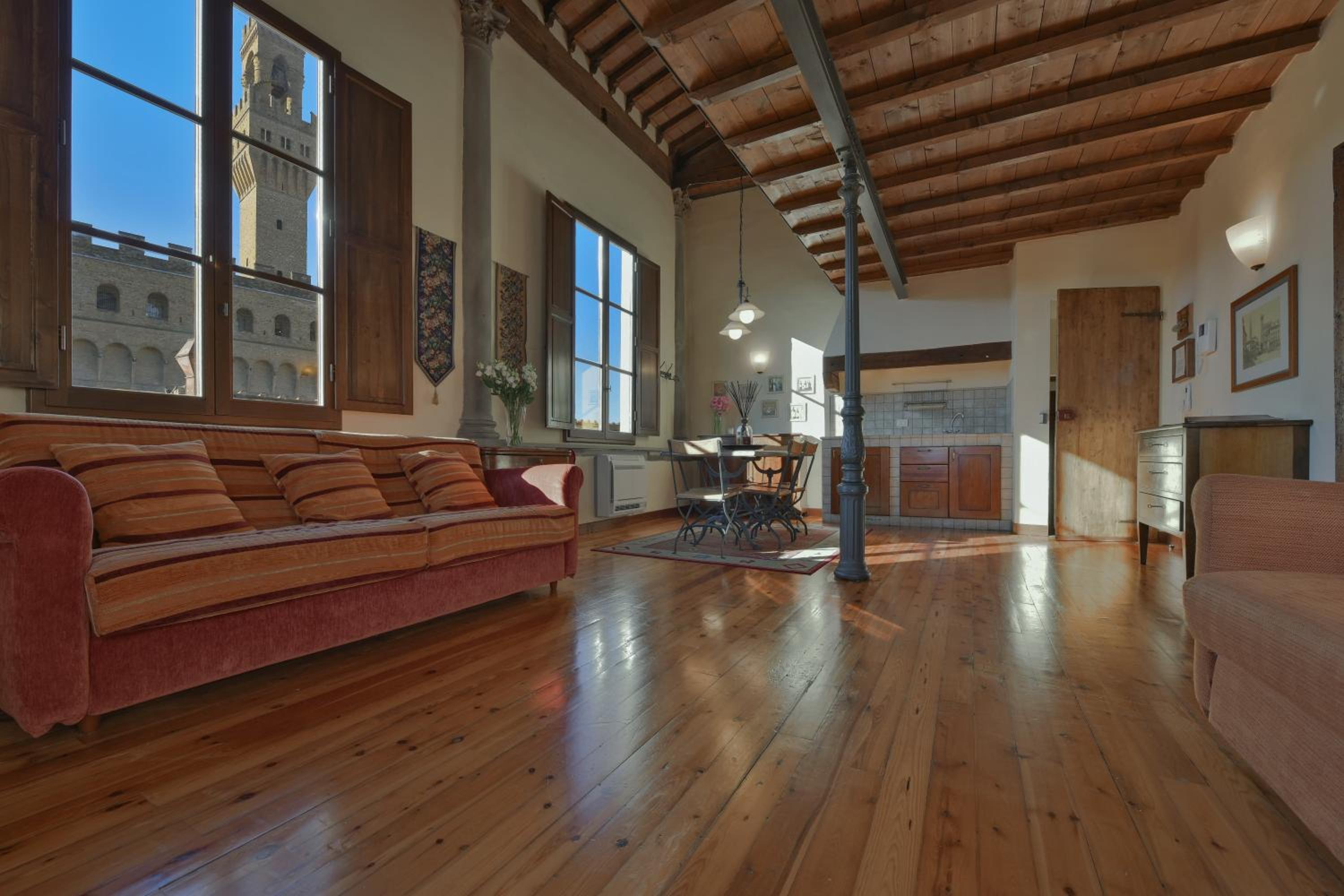 Superior Studio - Split Level photo 2