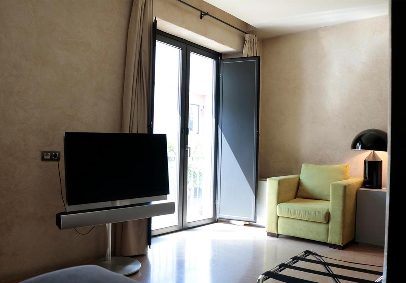 Junior Suite with View - Photo 10