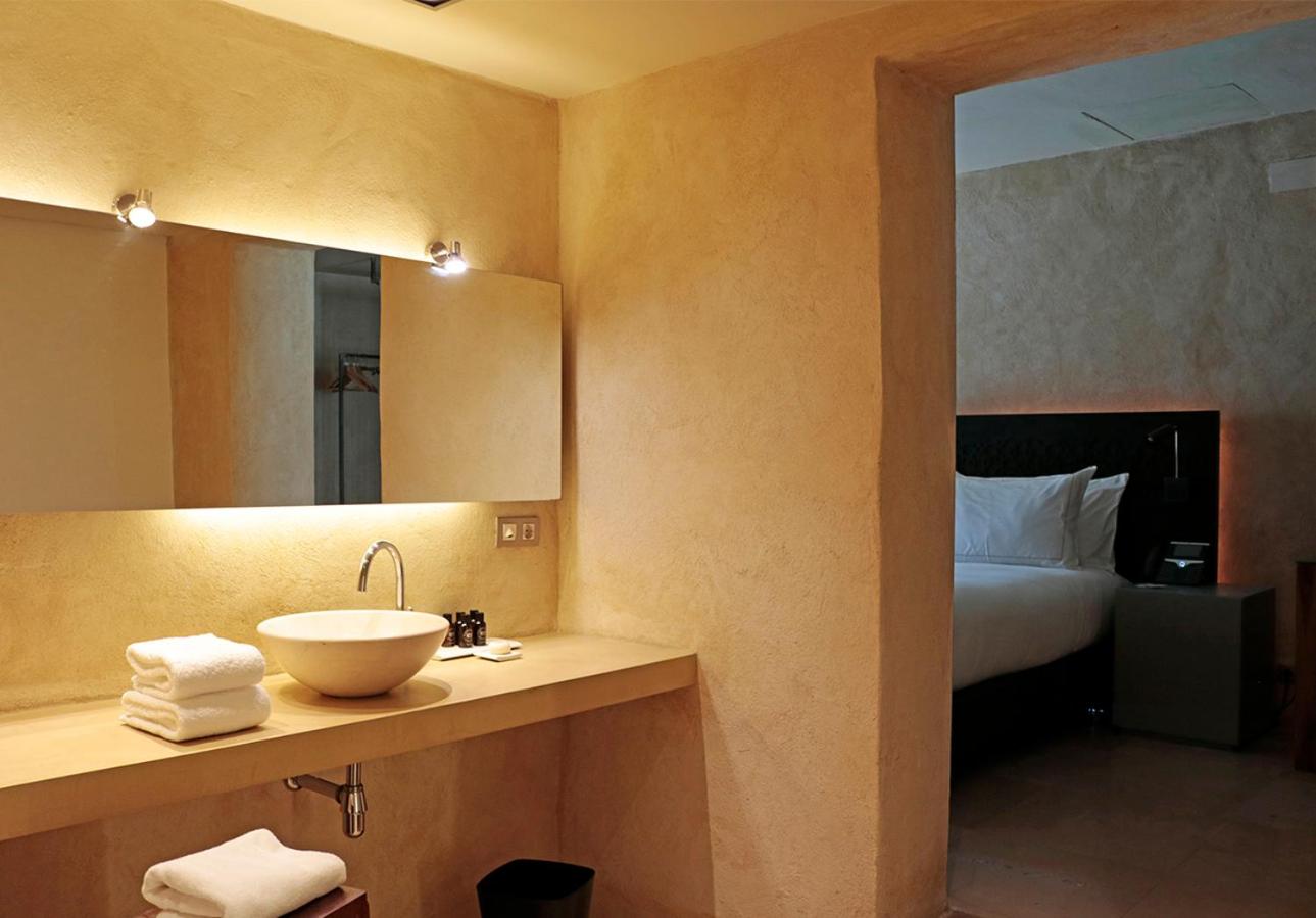 Junior Suite with View - Photo 8