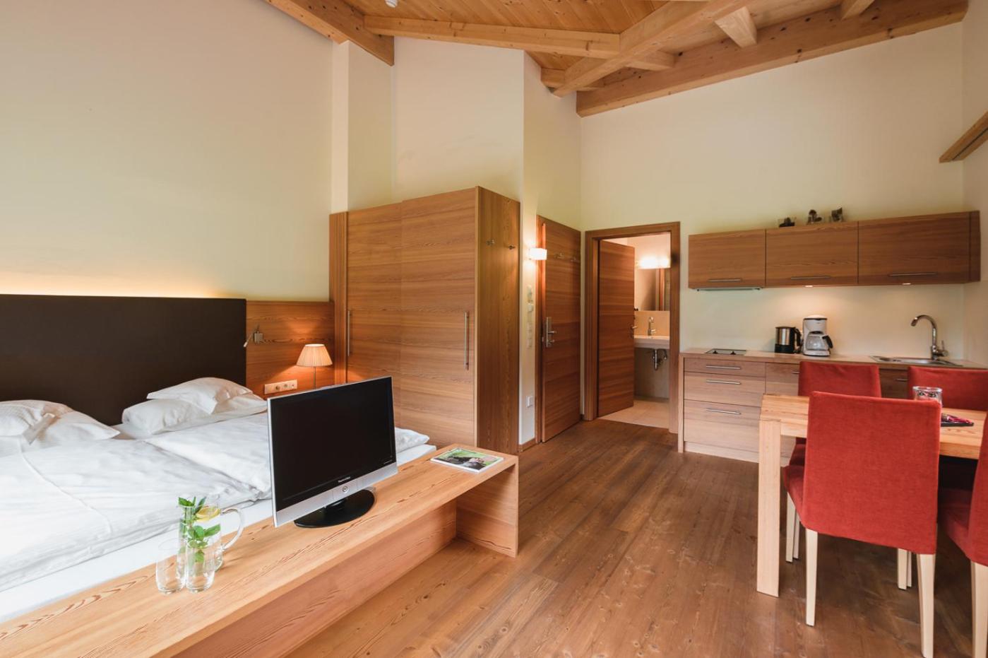 Premium Double Room - Photo 4