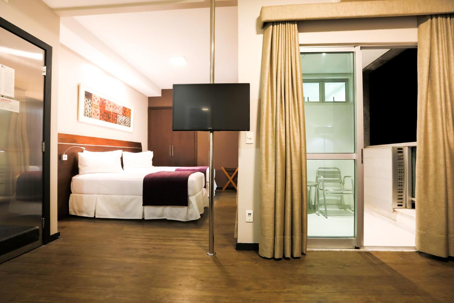 Deluxe Twin Room photo 2