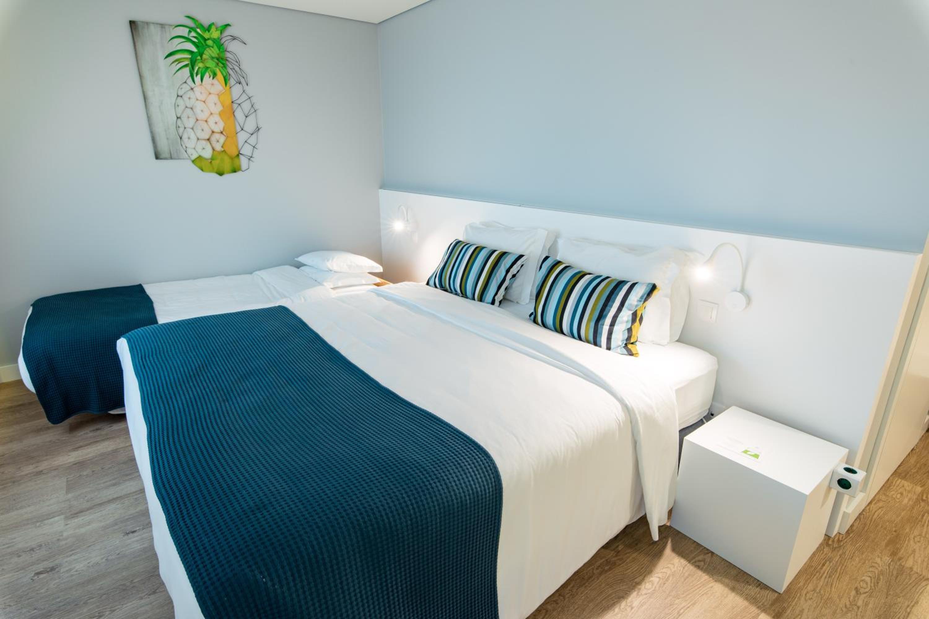 Double or Twin Room with Balcony photo 3