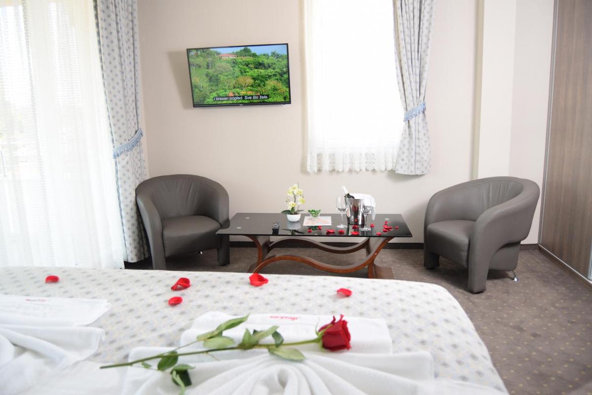 Double Room with Terrace photo 1
