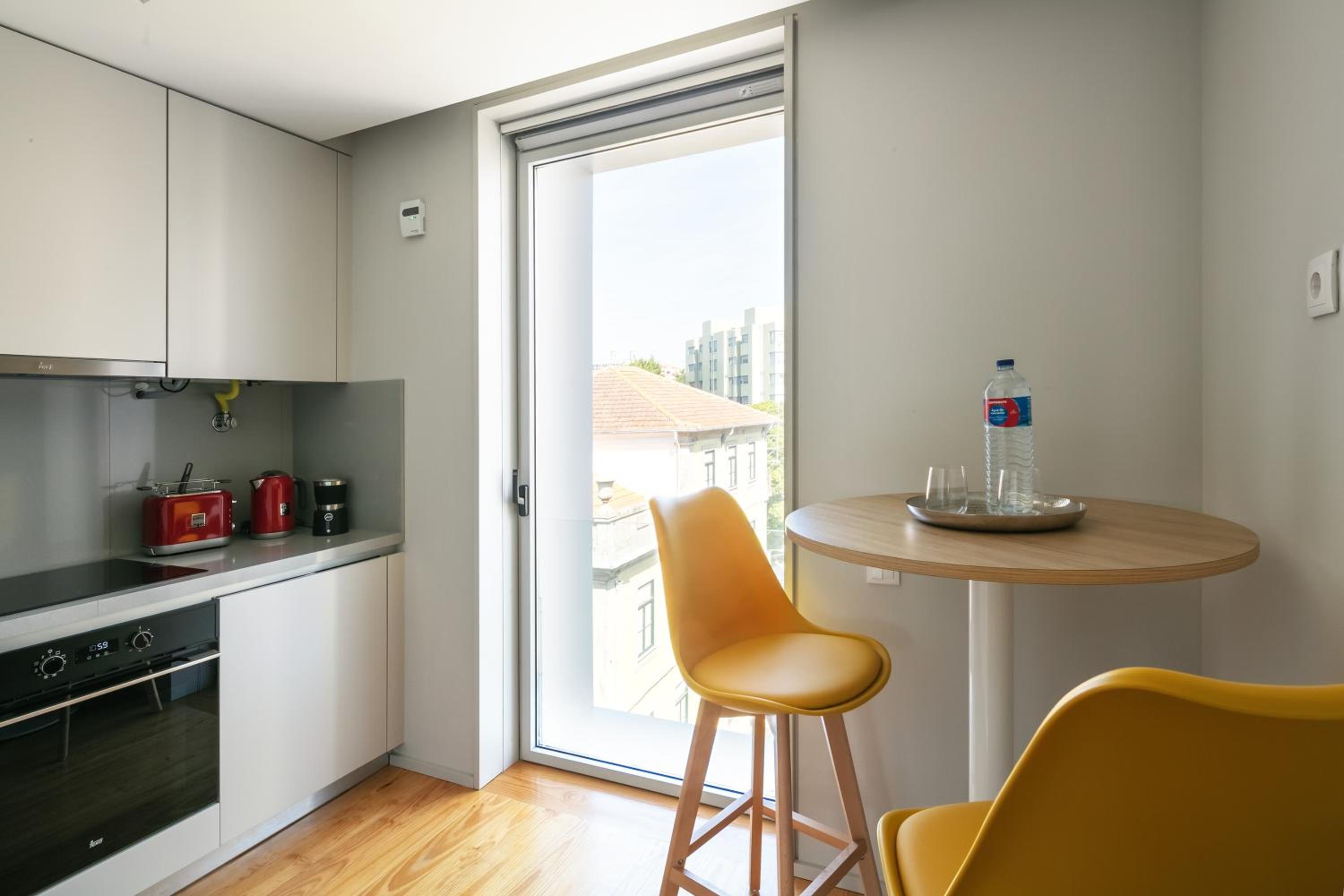 One-Bedroom Apartment - Photo 17