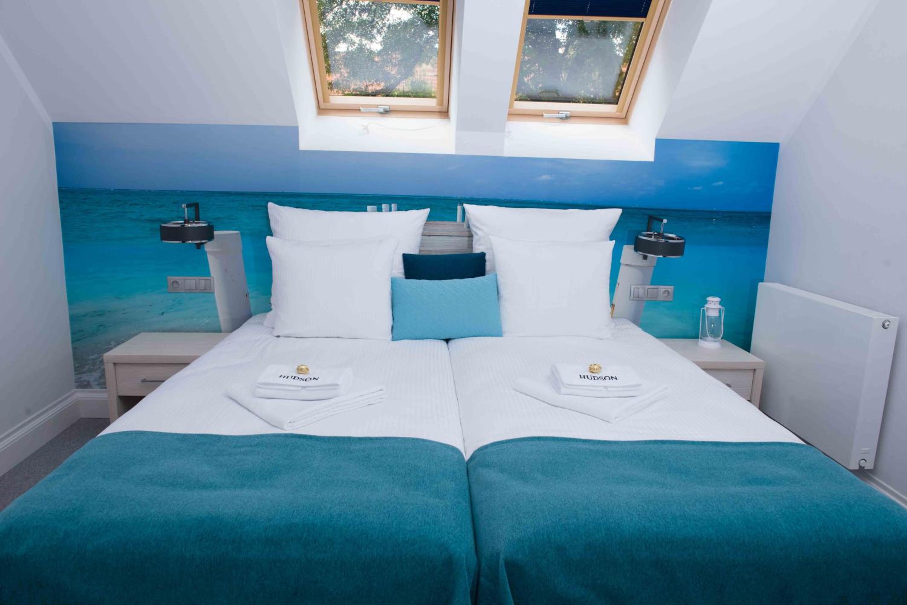 Twin Room with Private Bathroom