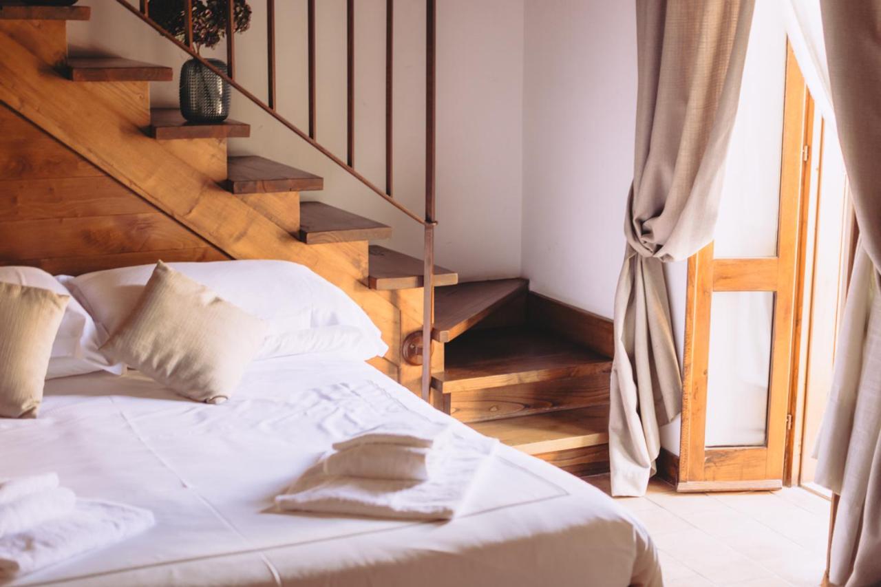 Superior Double Room - Photo 8