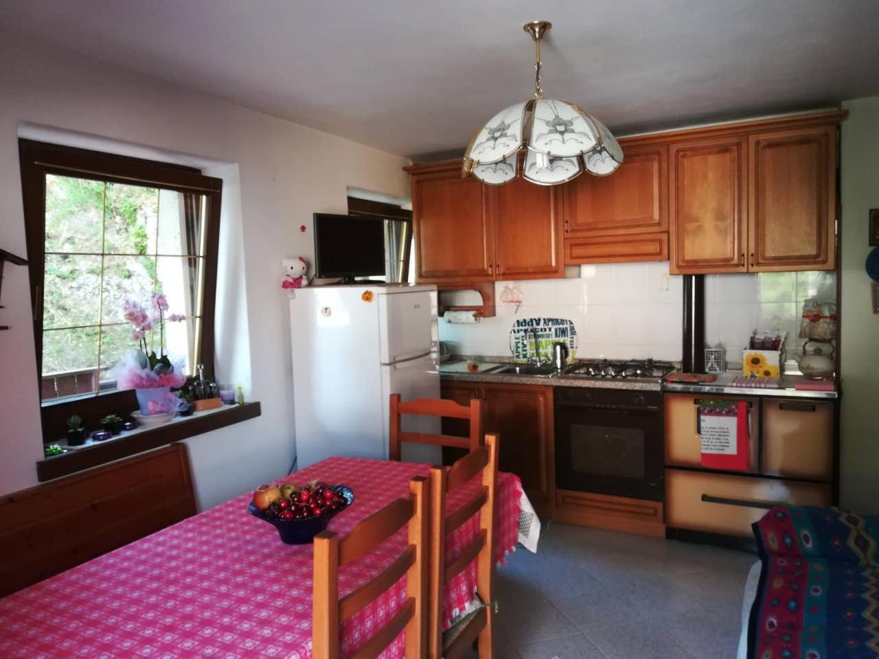 One-Bedroom House - Photo 15