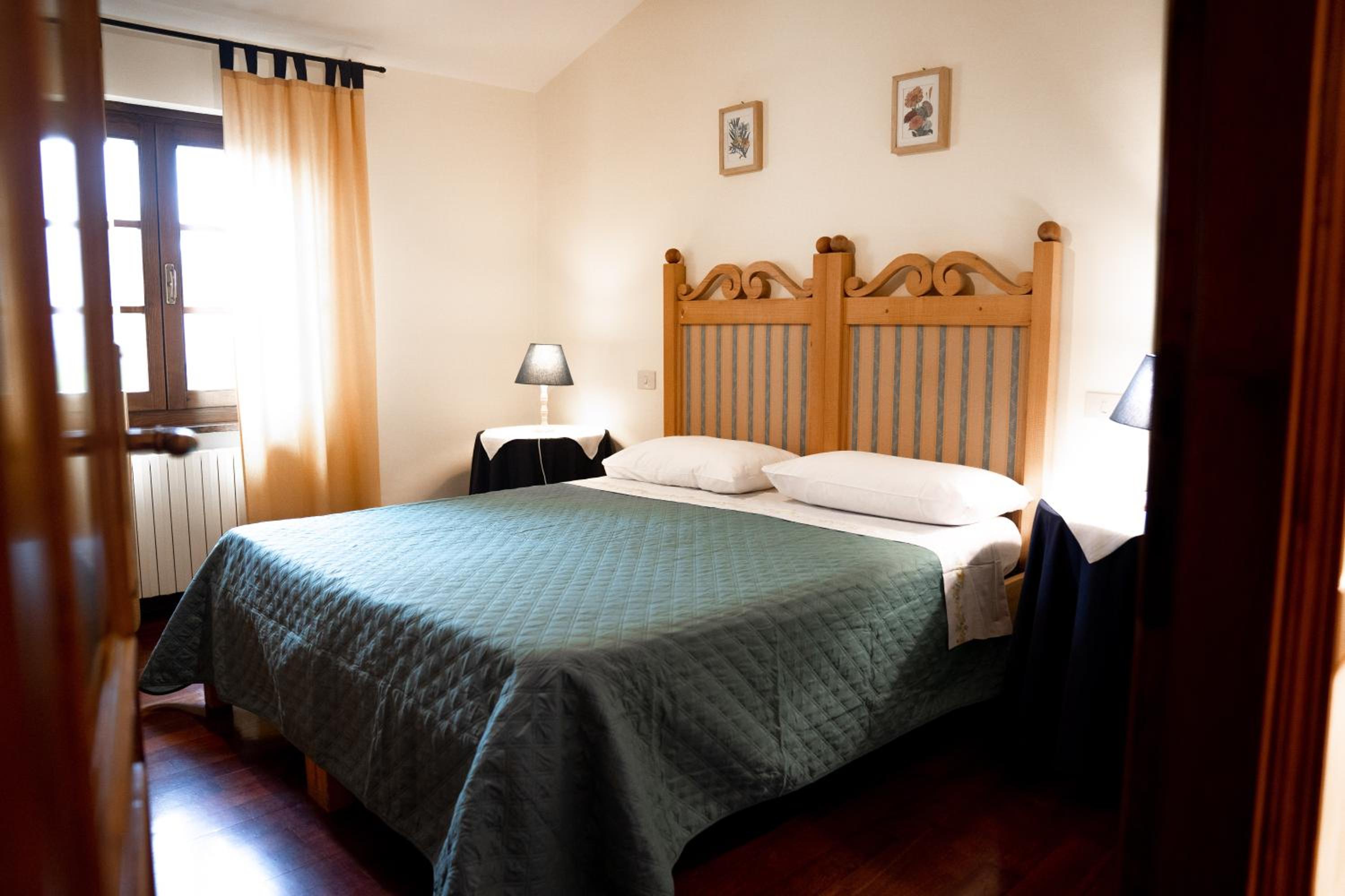 Double or Twin Room photo 3