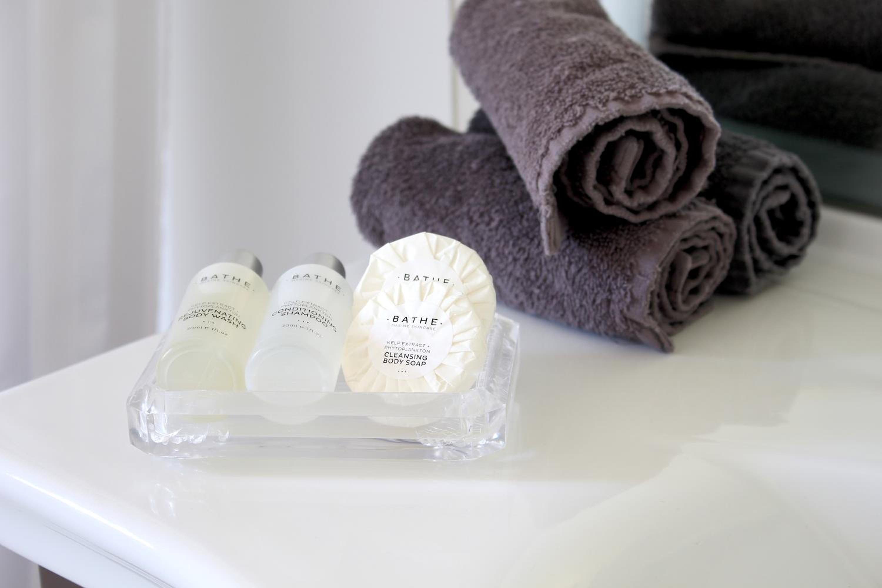 Studio with Spa Bath photo 2