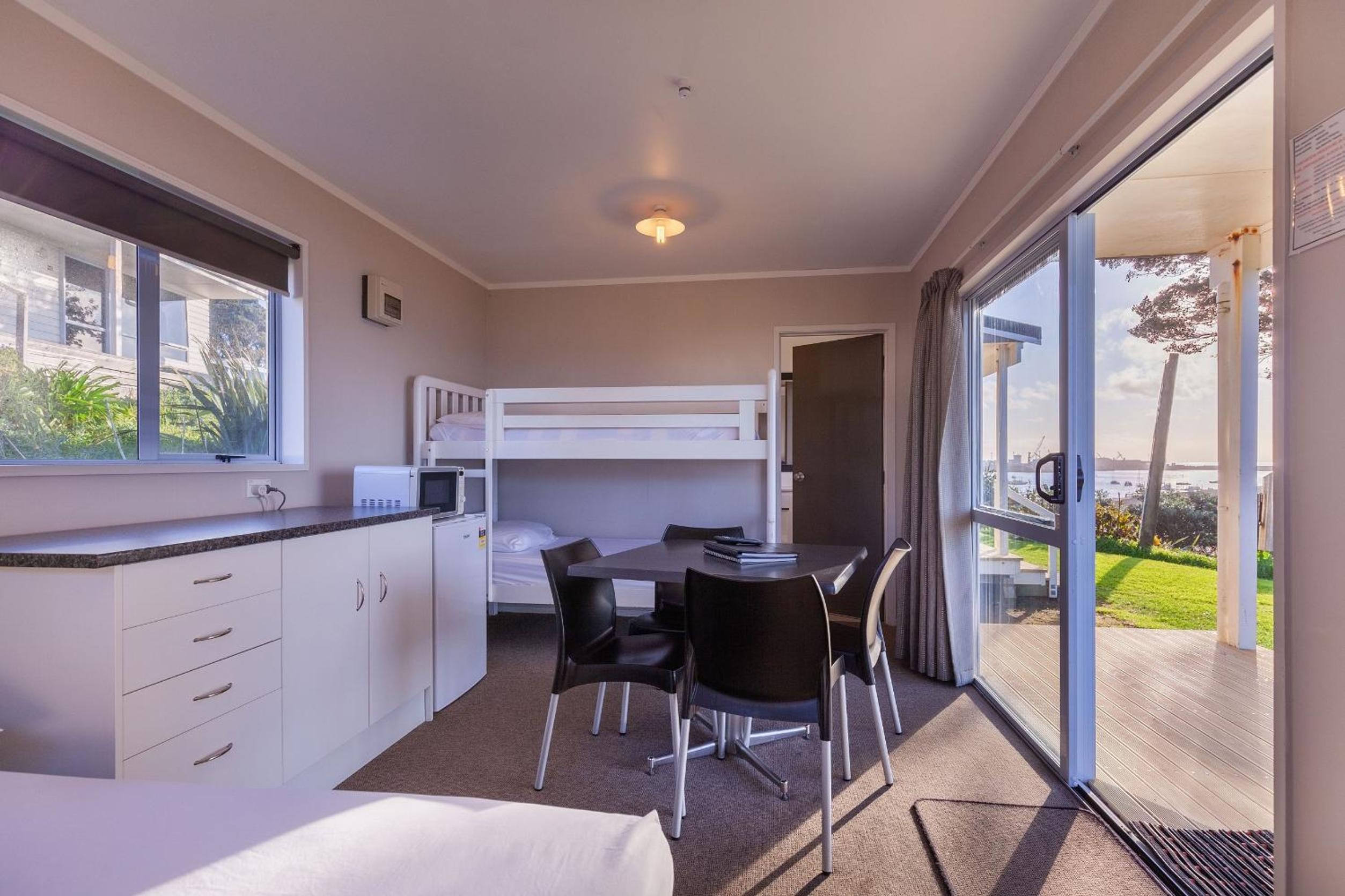 Ensuite Cabin - Photo 2