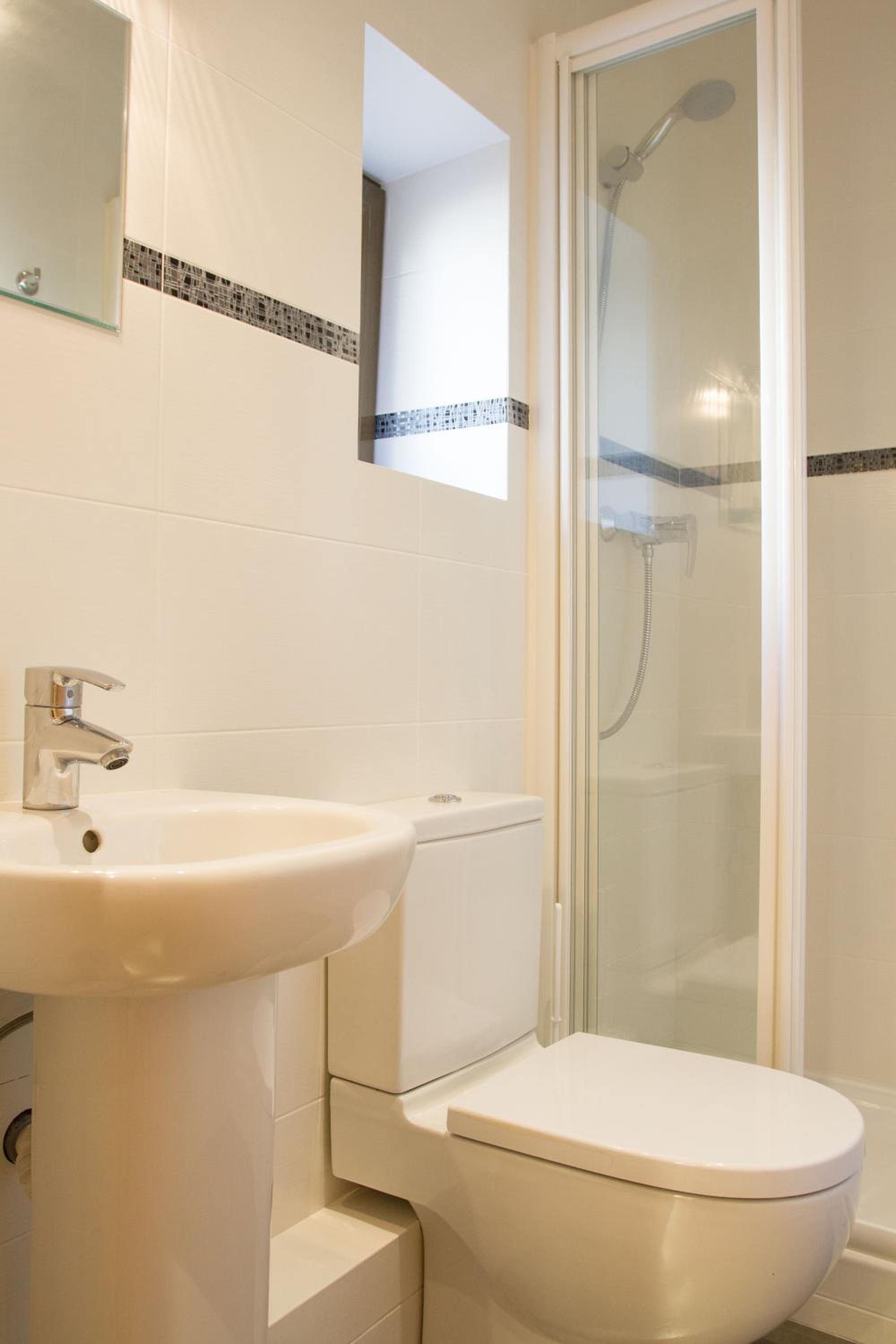 Double or Twin Room photo 3