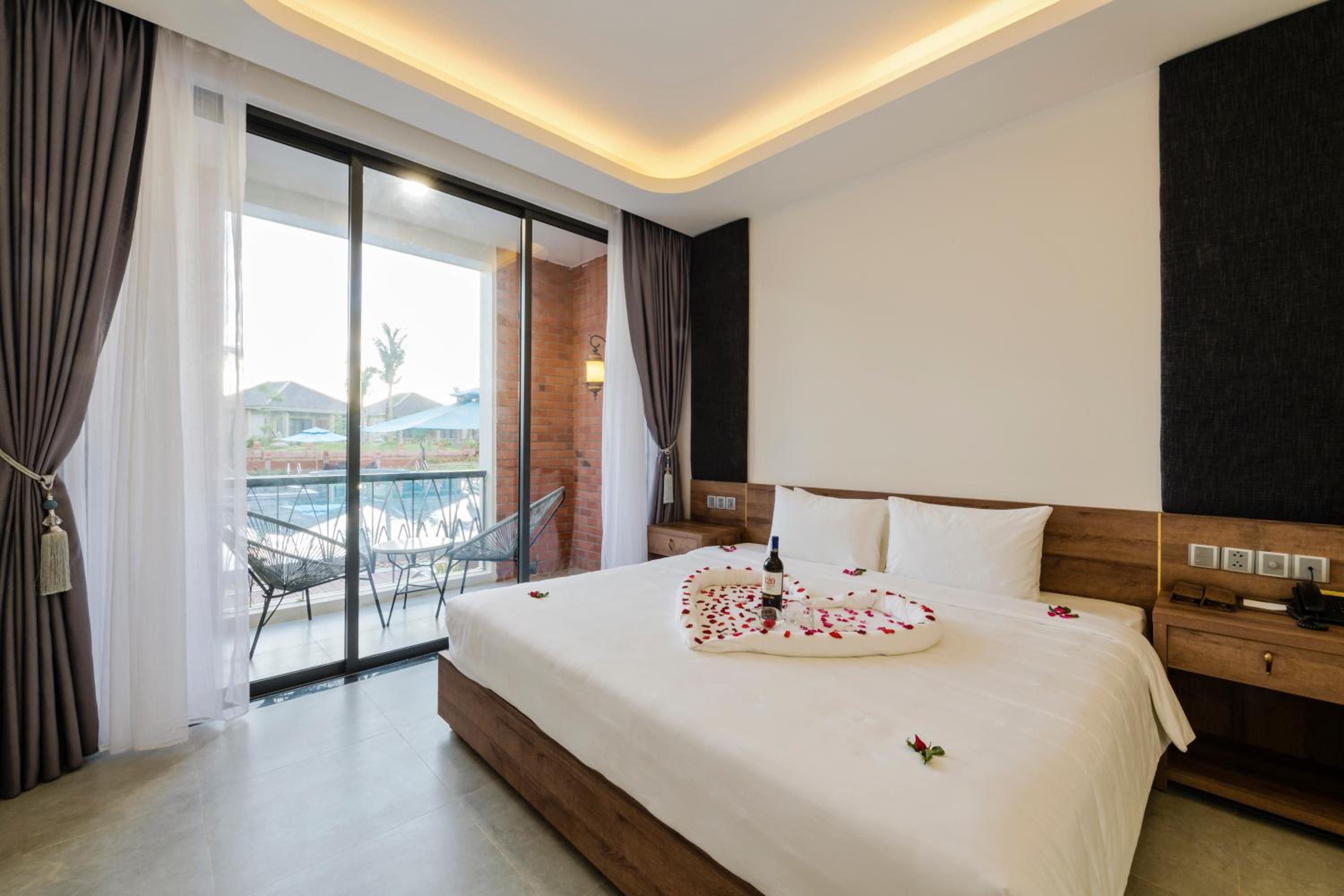 Deluxe Double Room - Photo 1