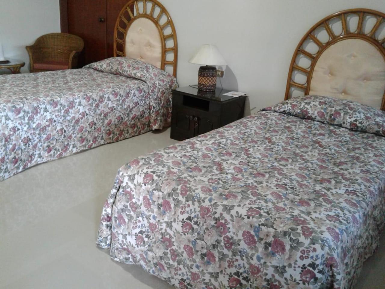 Double or Twin Room - Photo 13