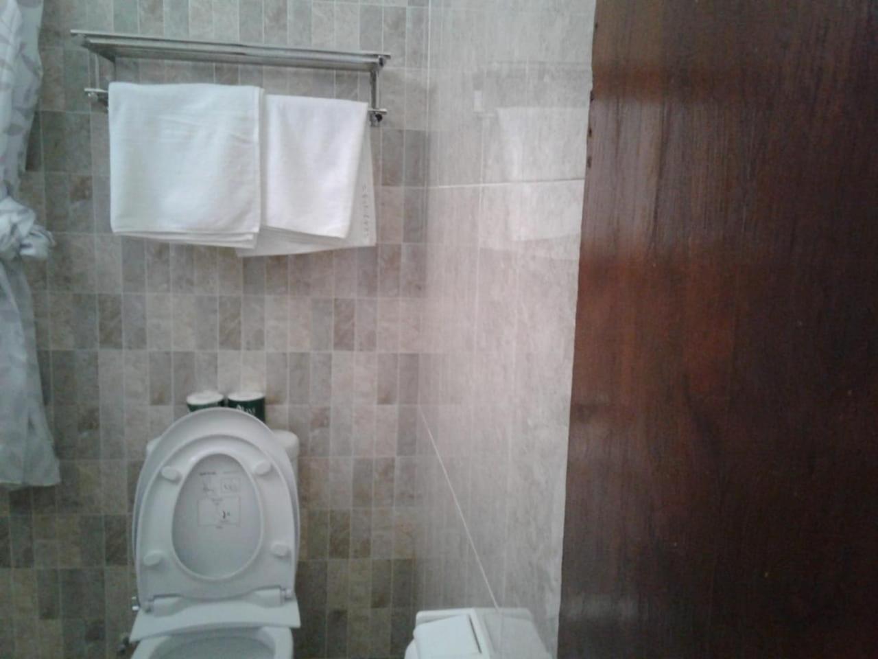 Double or Twin Room - Photo 10
