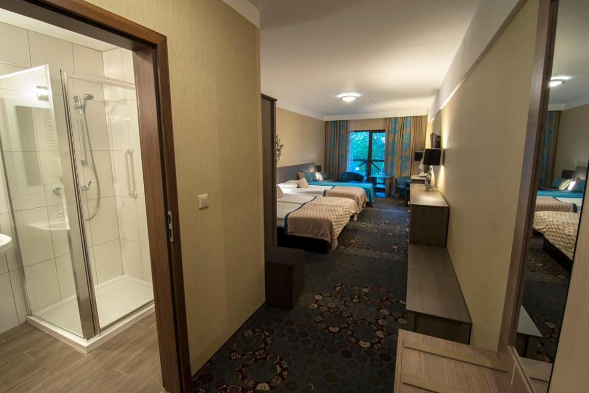 Quadruple Room - Photo 2