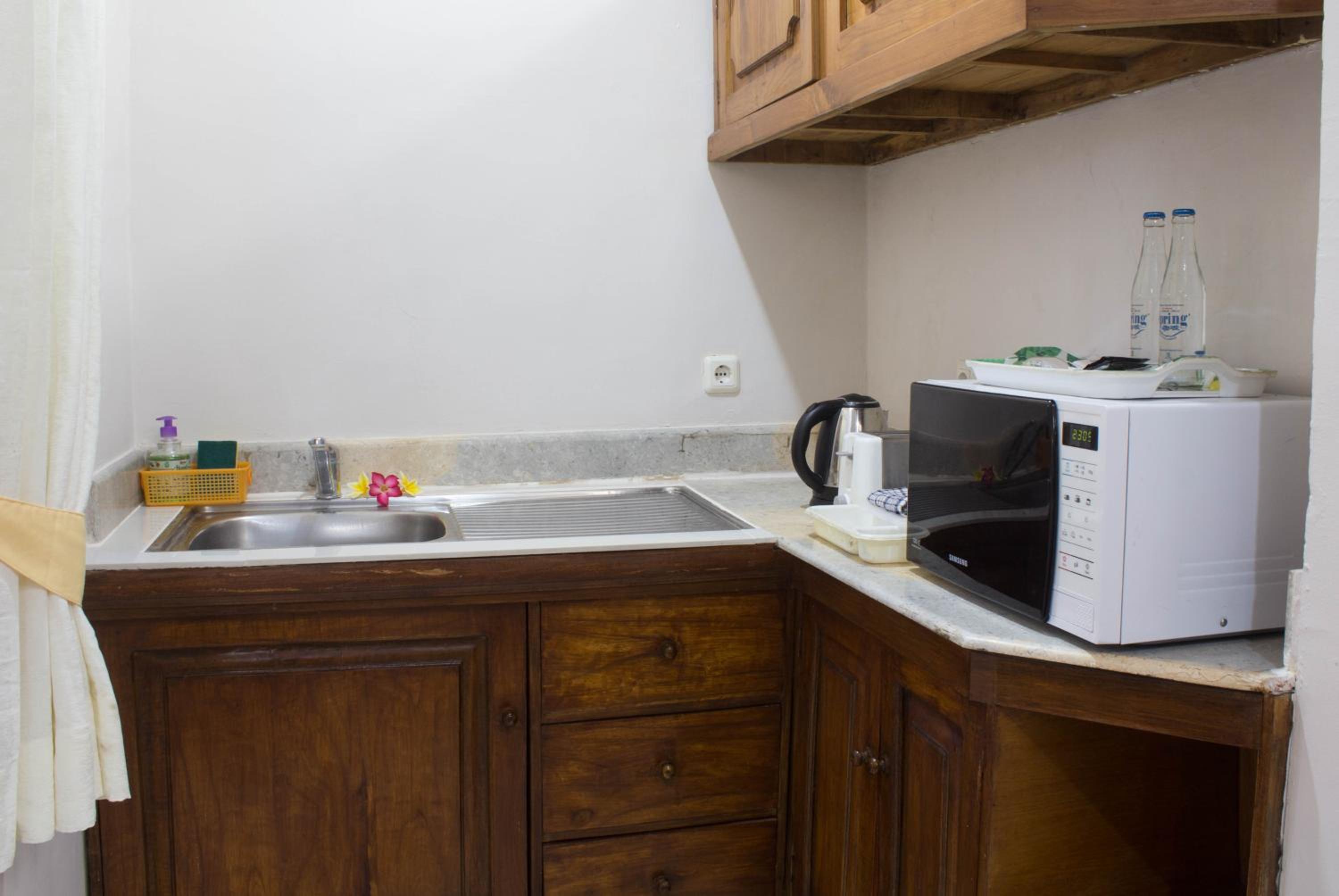 Studio Suite - Photo 4
