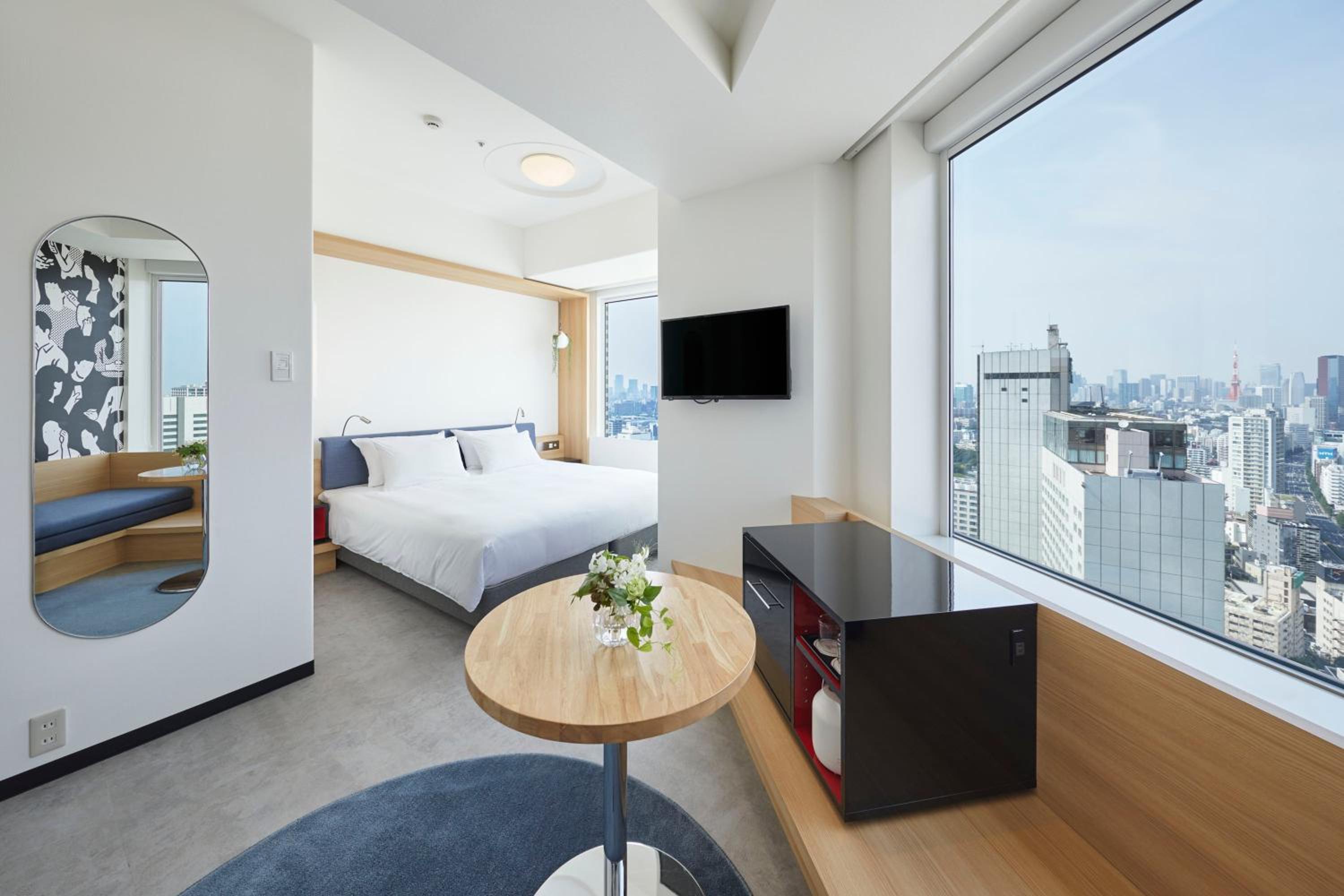 Annex Tower - Millennial King Room - Non-Smoking 30th-32nd Floor  photo 2