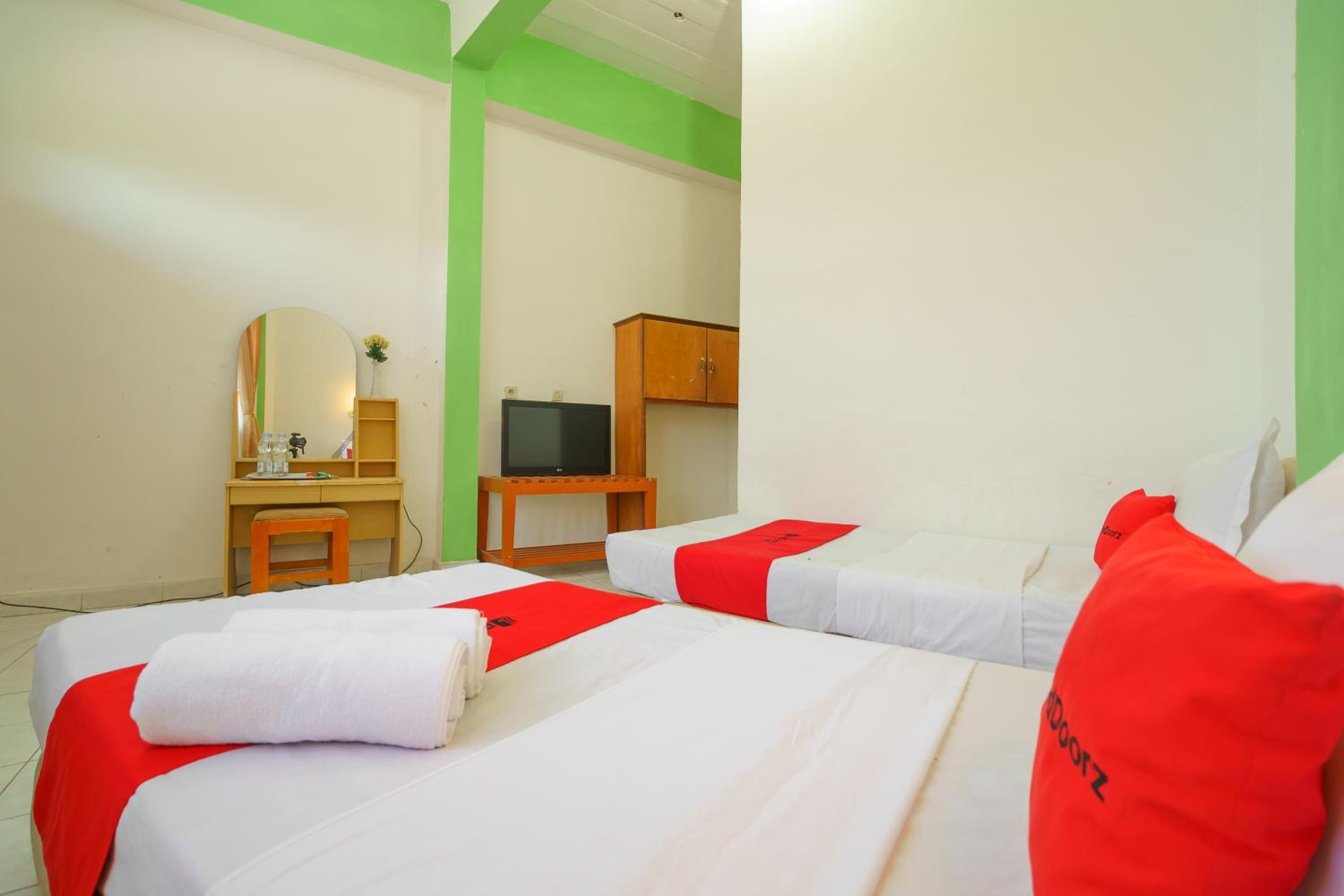 Twin Room - Photo 4