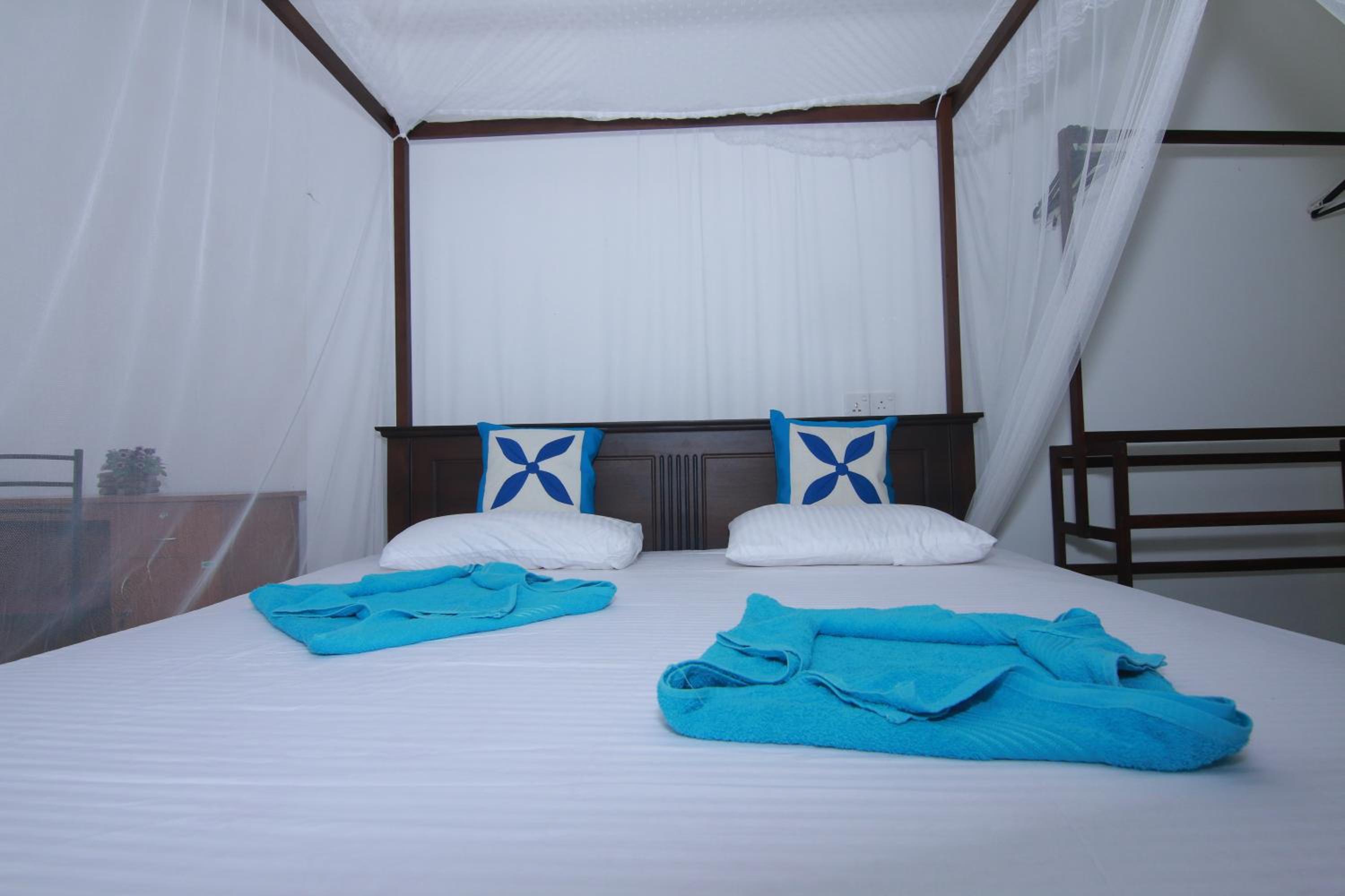 Three-Bedroom Villa photo 1