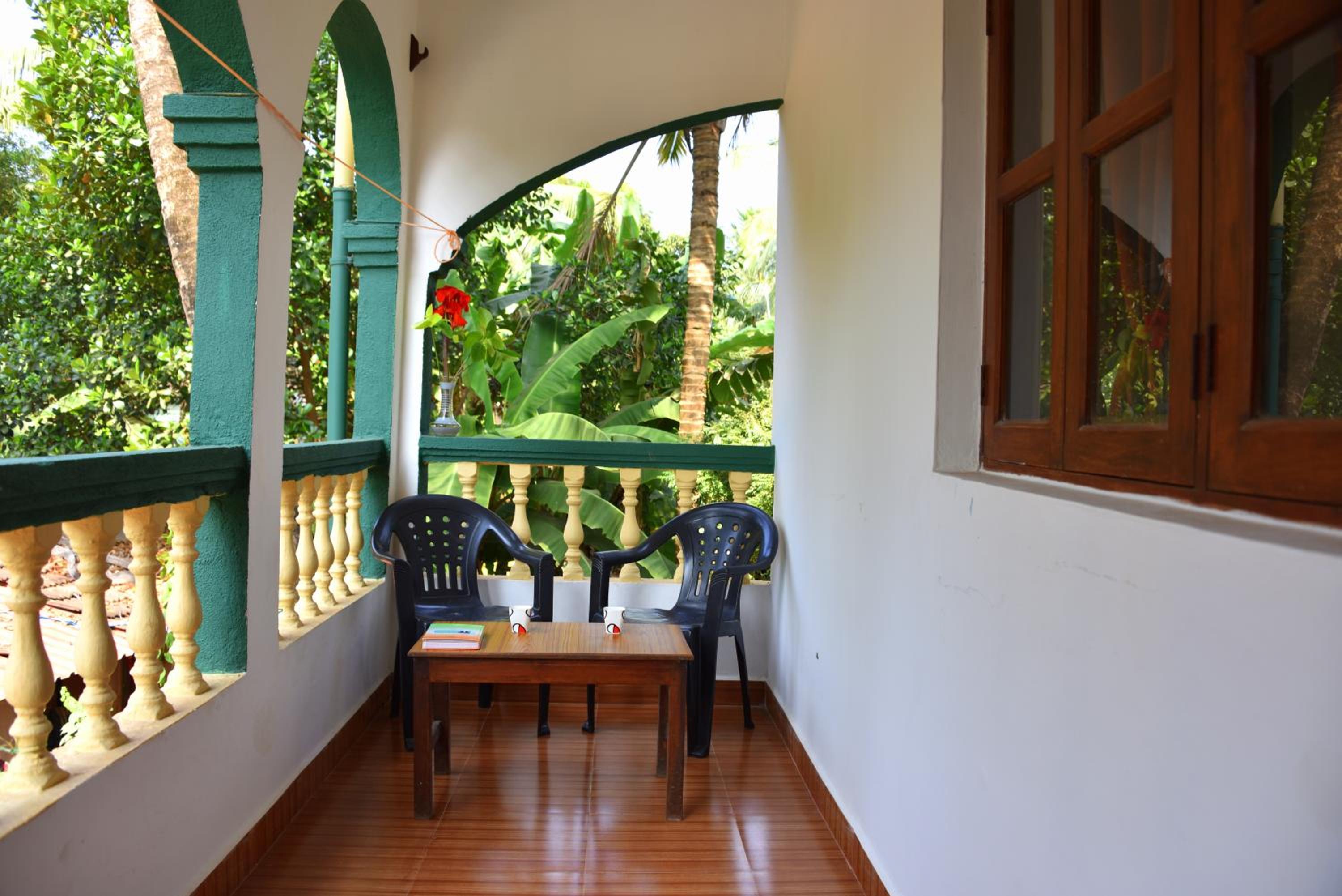 Deluxe Double Room - Photo 3