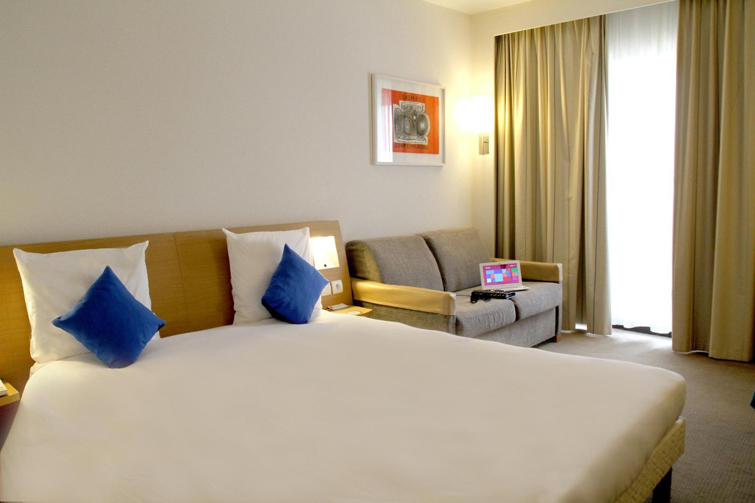 Superior Room with 1 Double bed and Sofa