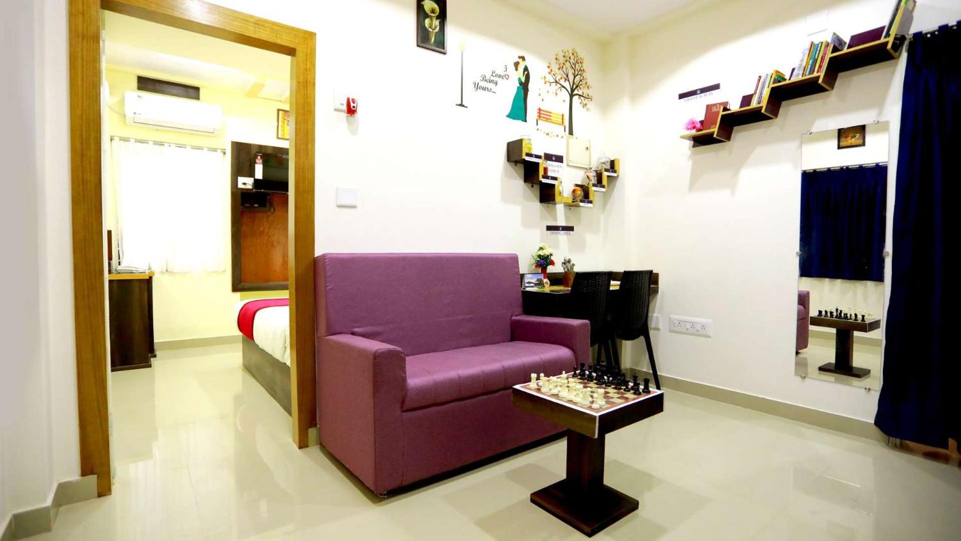 Deluxe Double Room - Photo 19