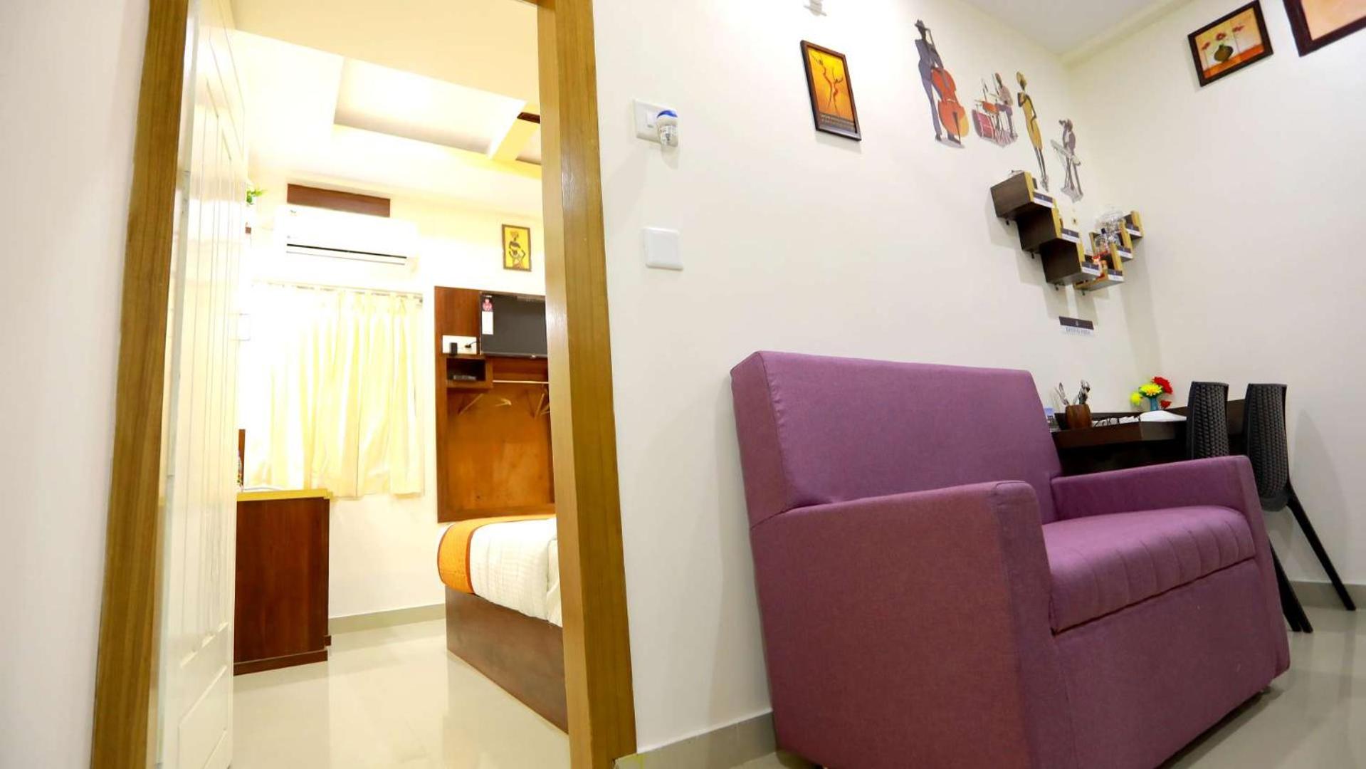 Deluxe Double Room - Photo 26