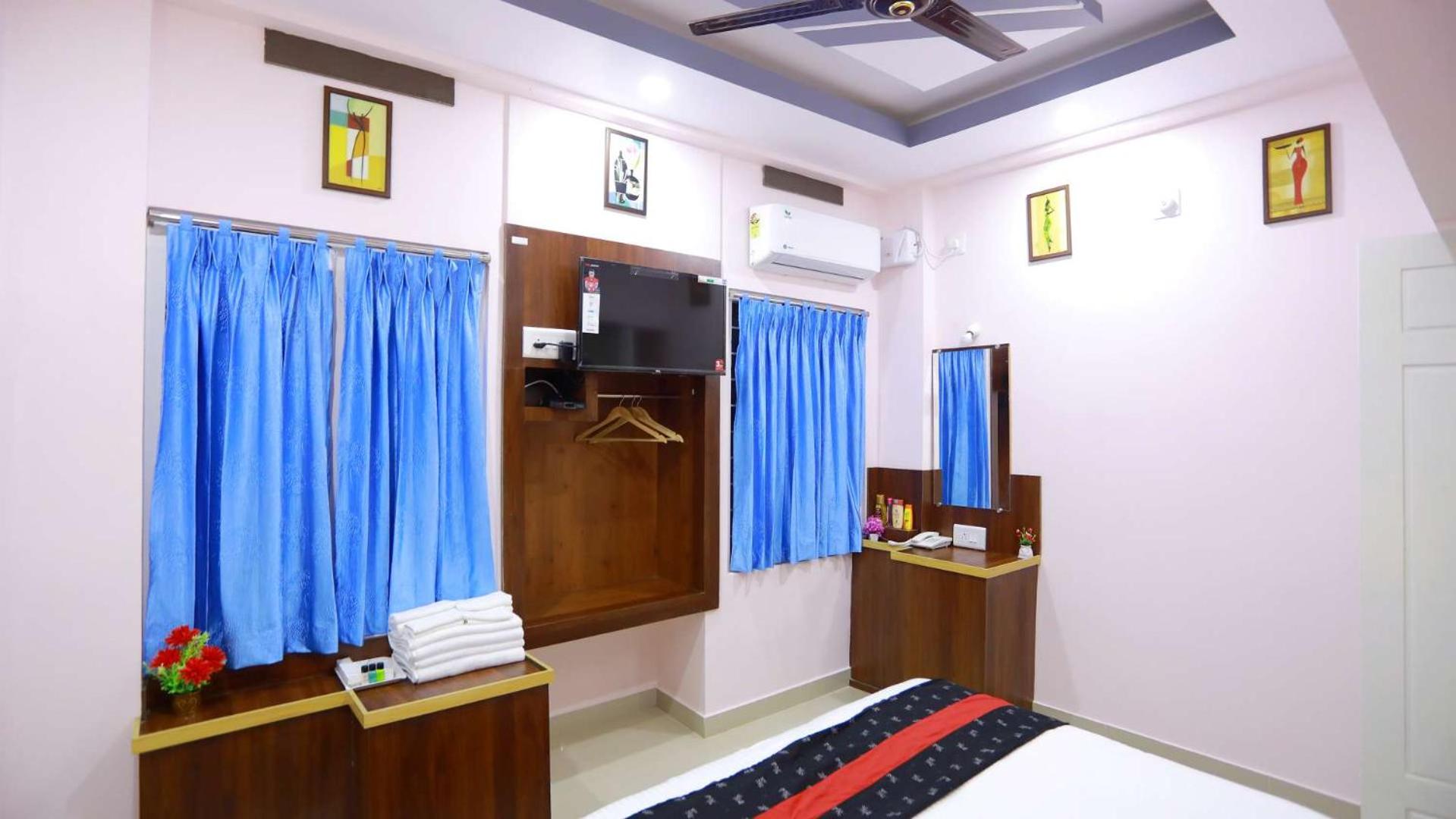 Deluxe Double Room - Photo 9