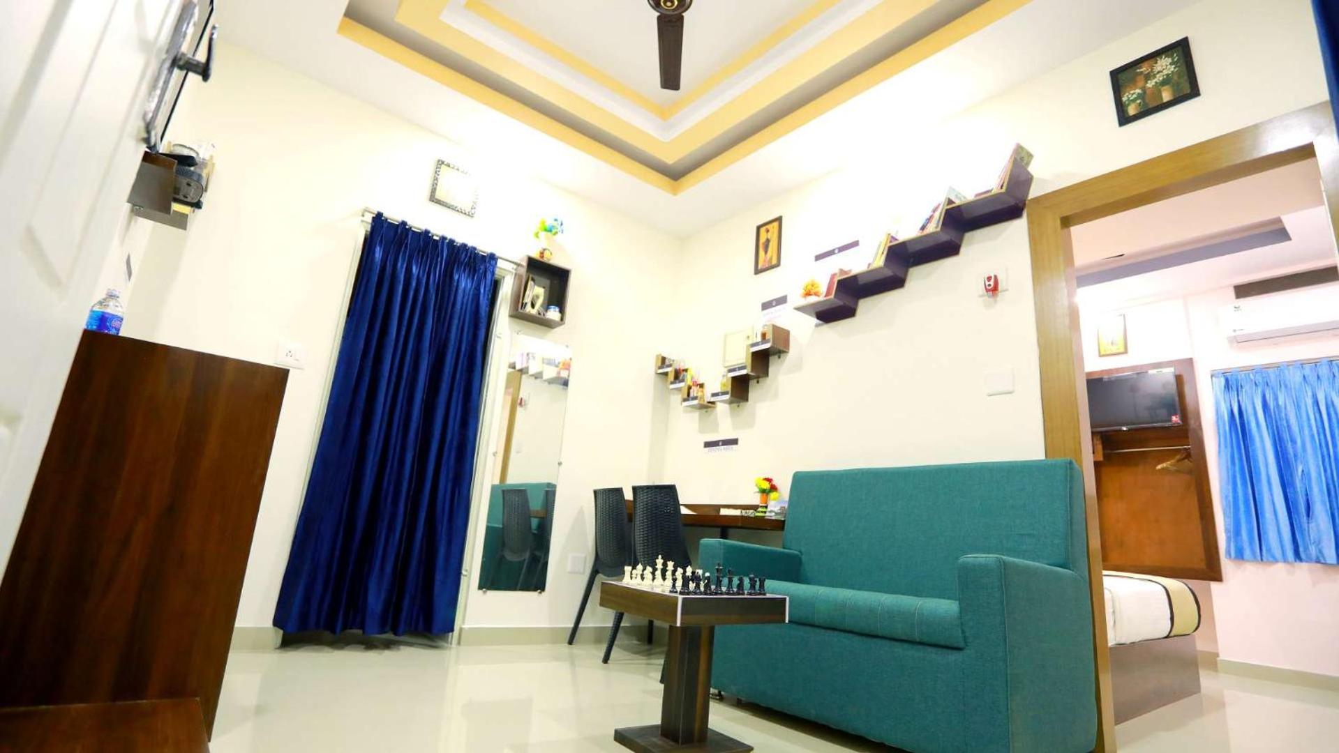 Deluxe Double Room - Photo 17