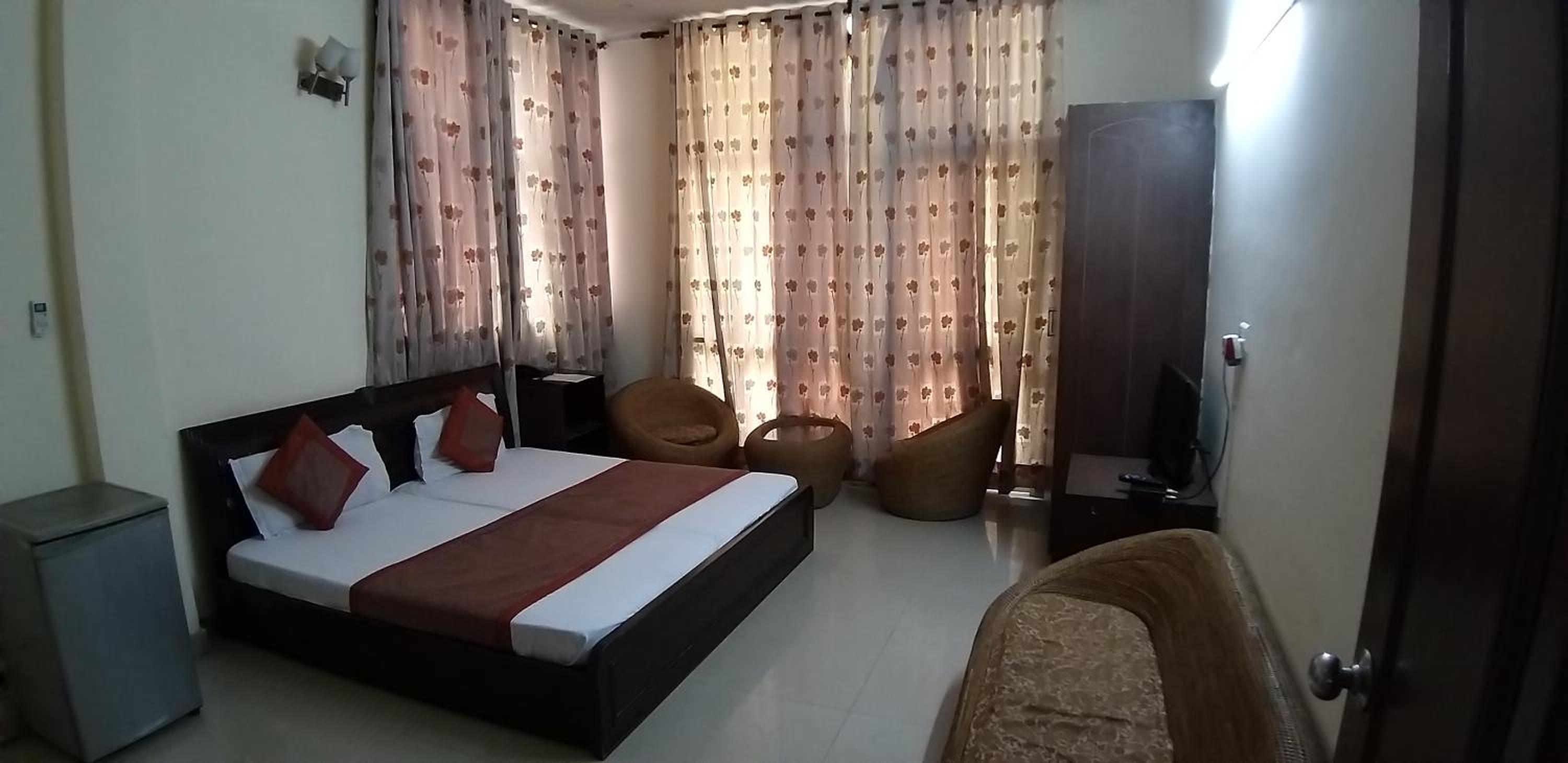 Deluxe Triple Room - Photo 3