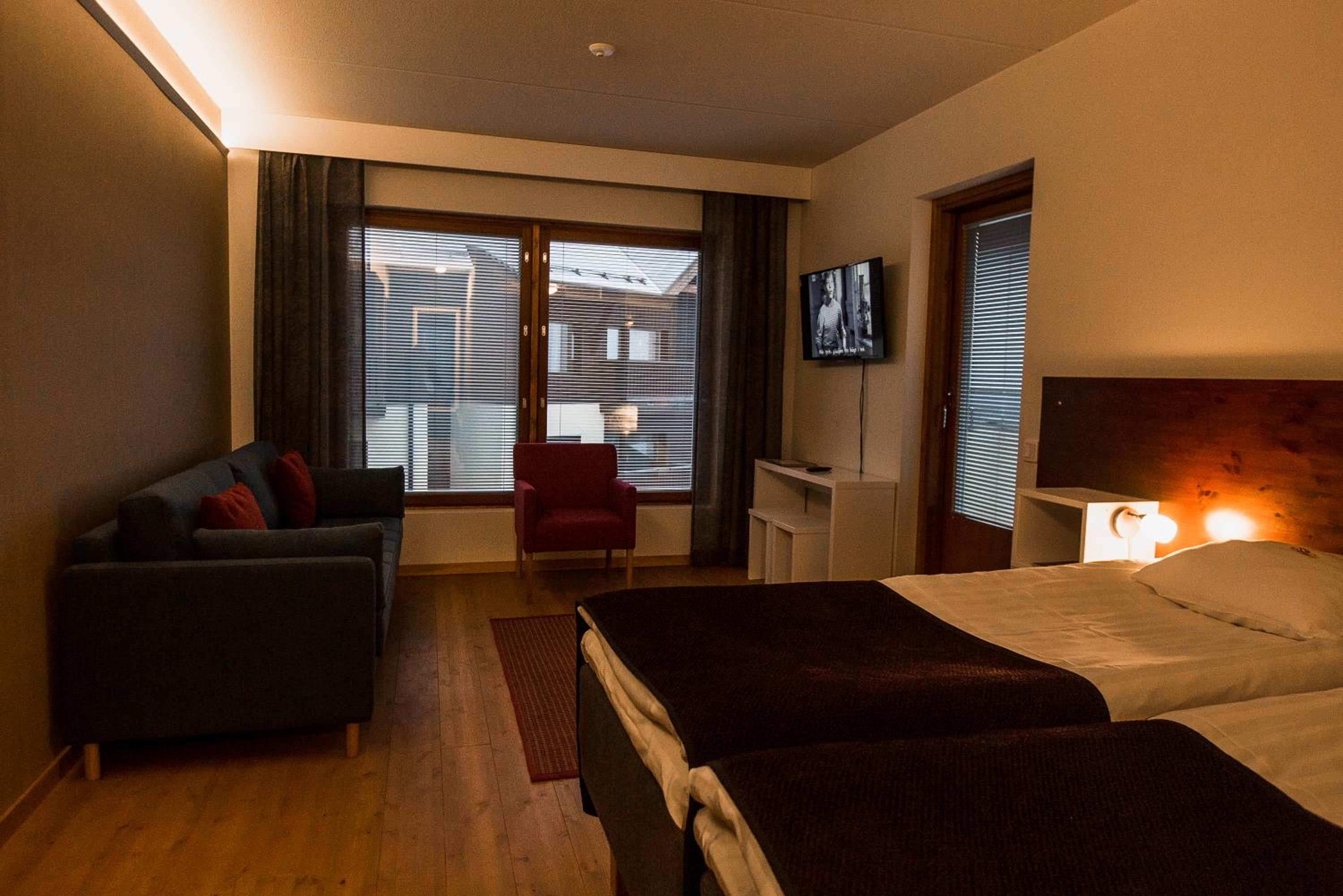 Quadruple Room - Photo 11