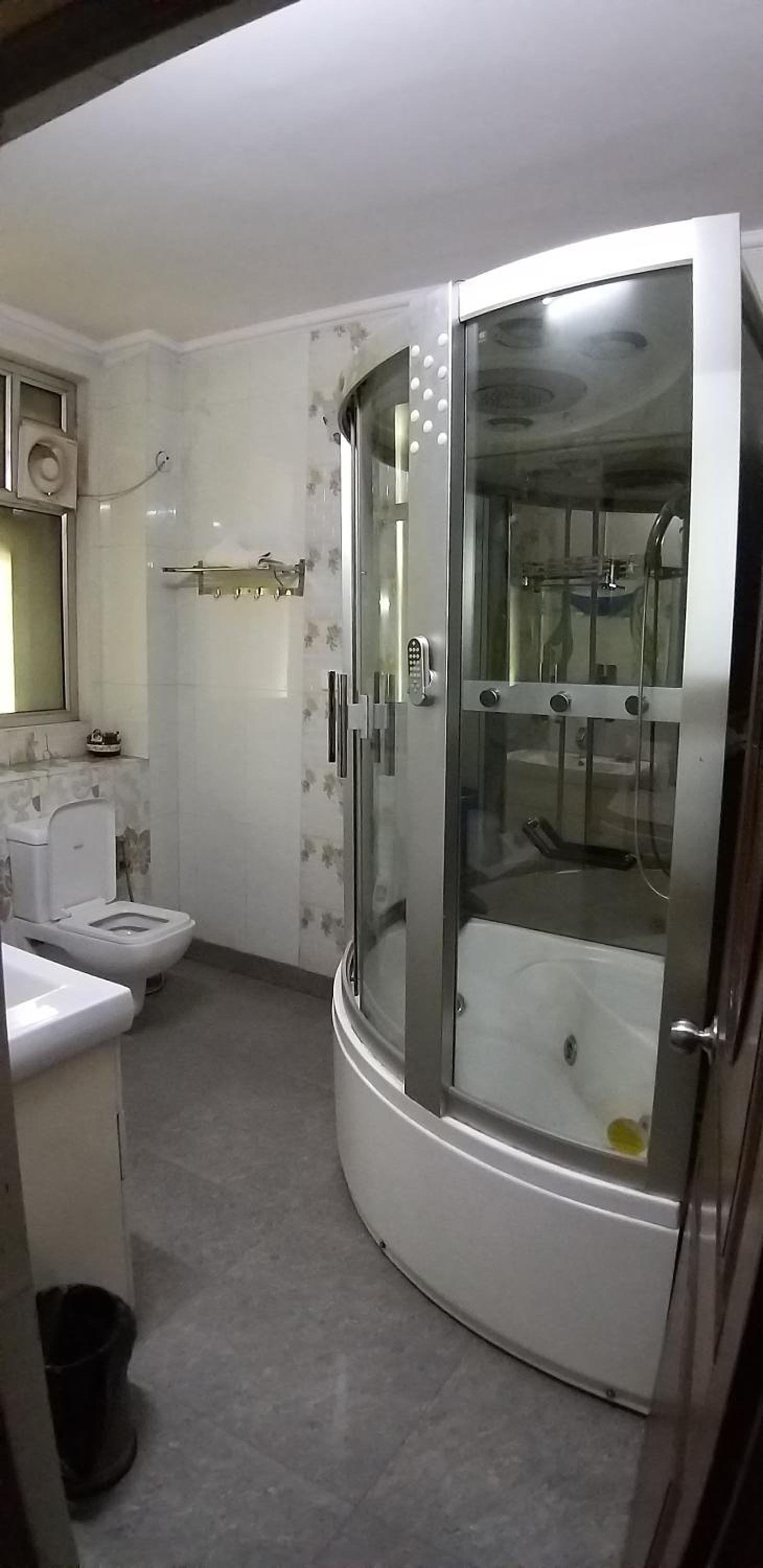 Deluxe Family Suite - Photo 3