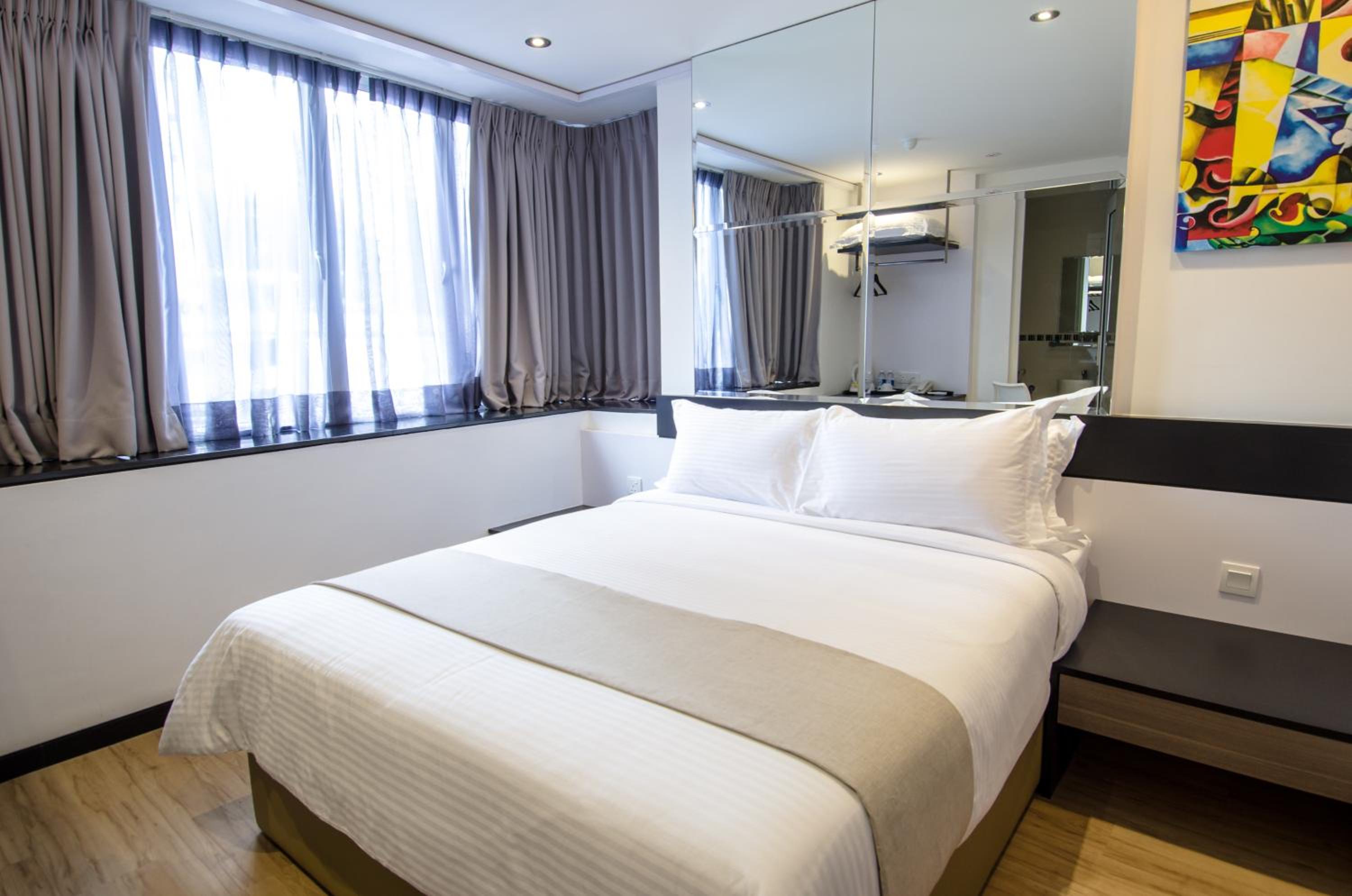 Standard Double Room with Window