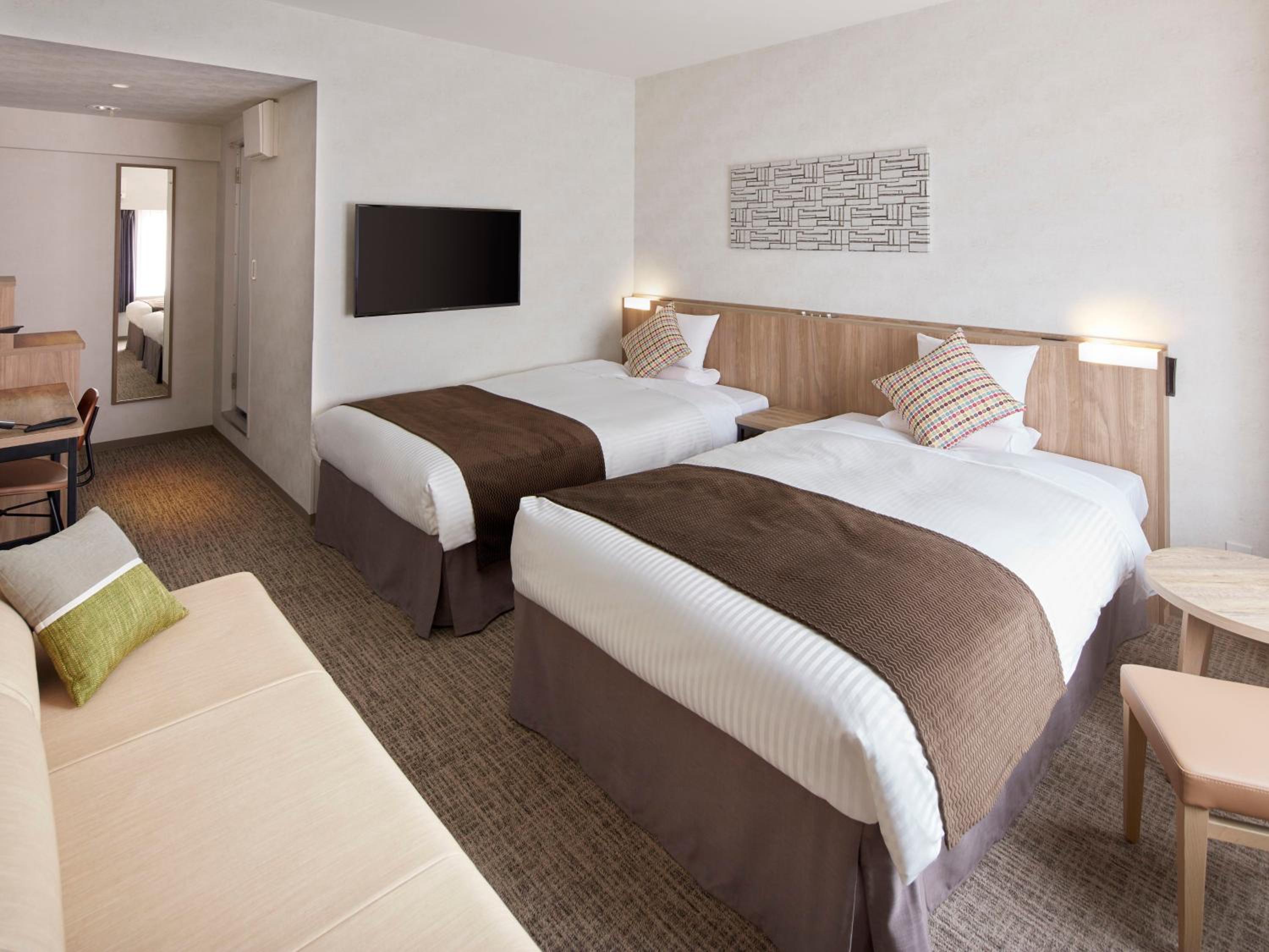 Superior Twin Room - Non-Smoking - House Keeping is Optional with Additional Cost photo 1
