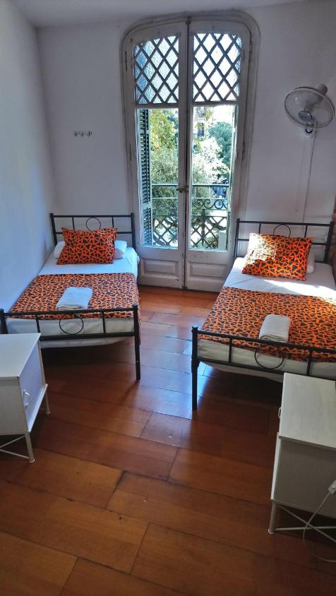 Habitación Doble Deluxe con Baño Compartido