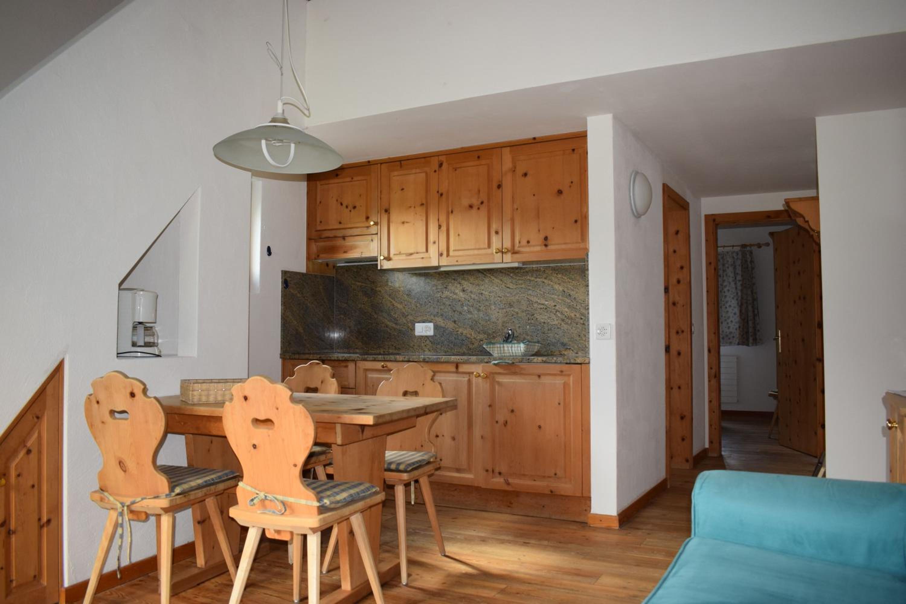 Apartment photo 2