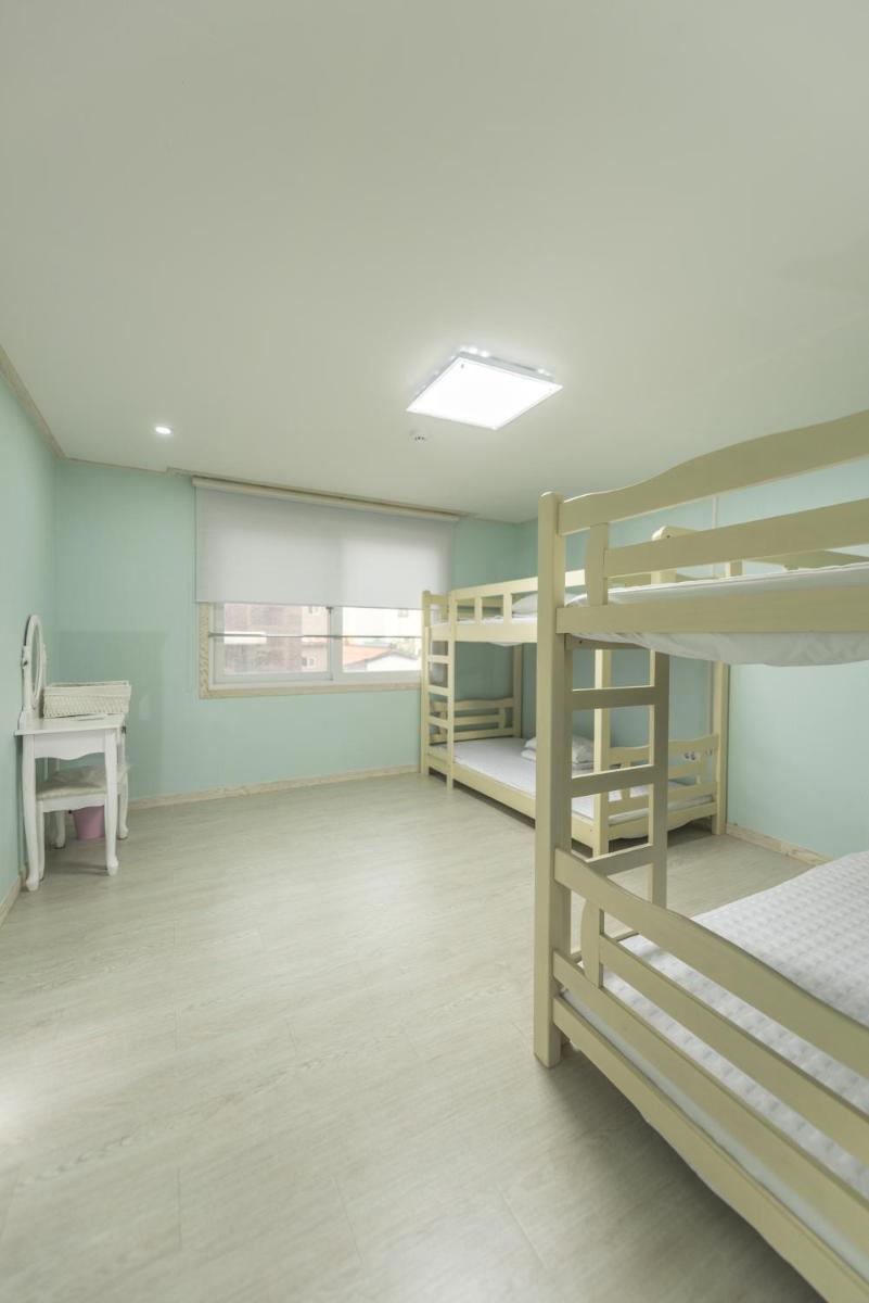 Classic Quadruple Room photo 1